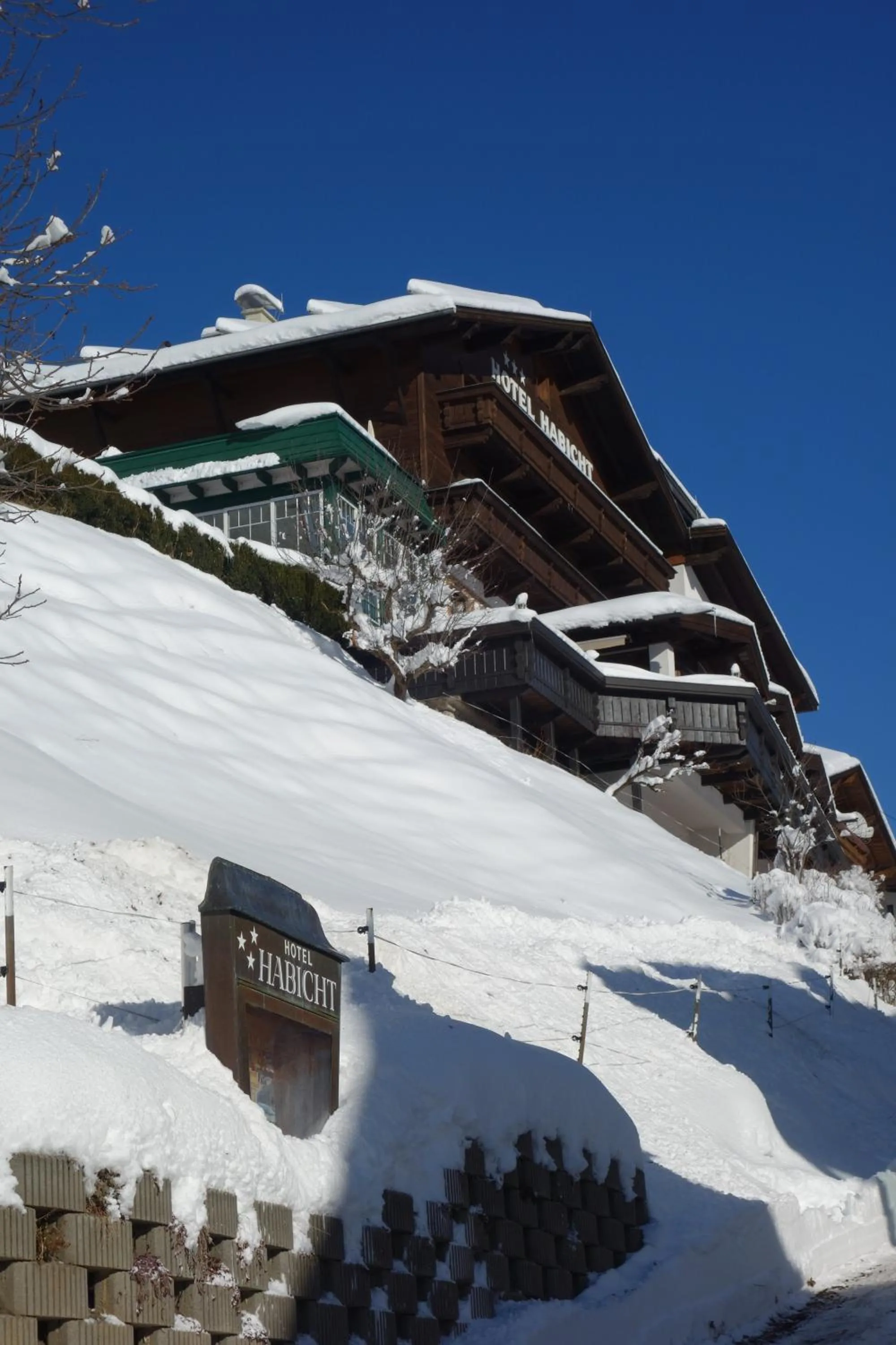 Property building in Hotel Habicht