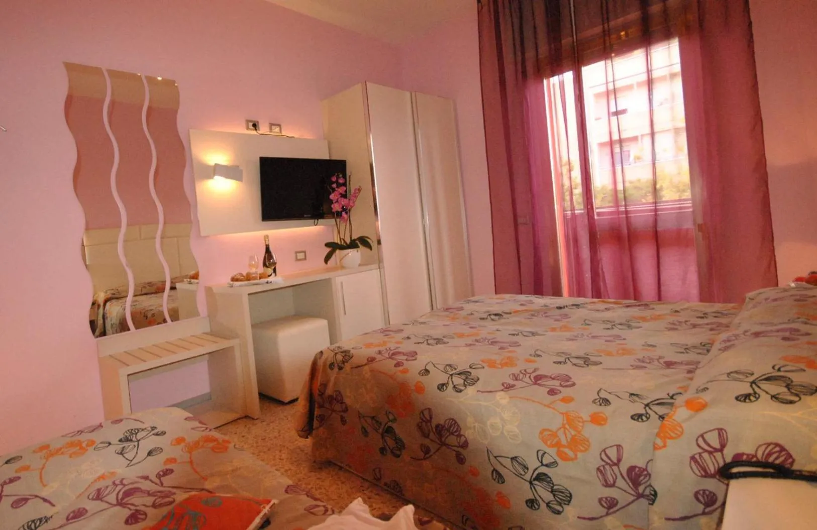 Bed in Hotel Prestigio