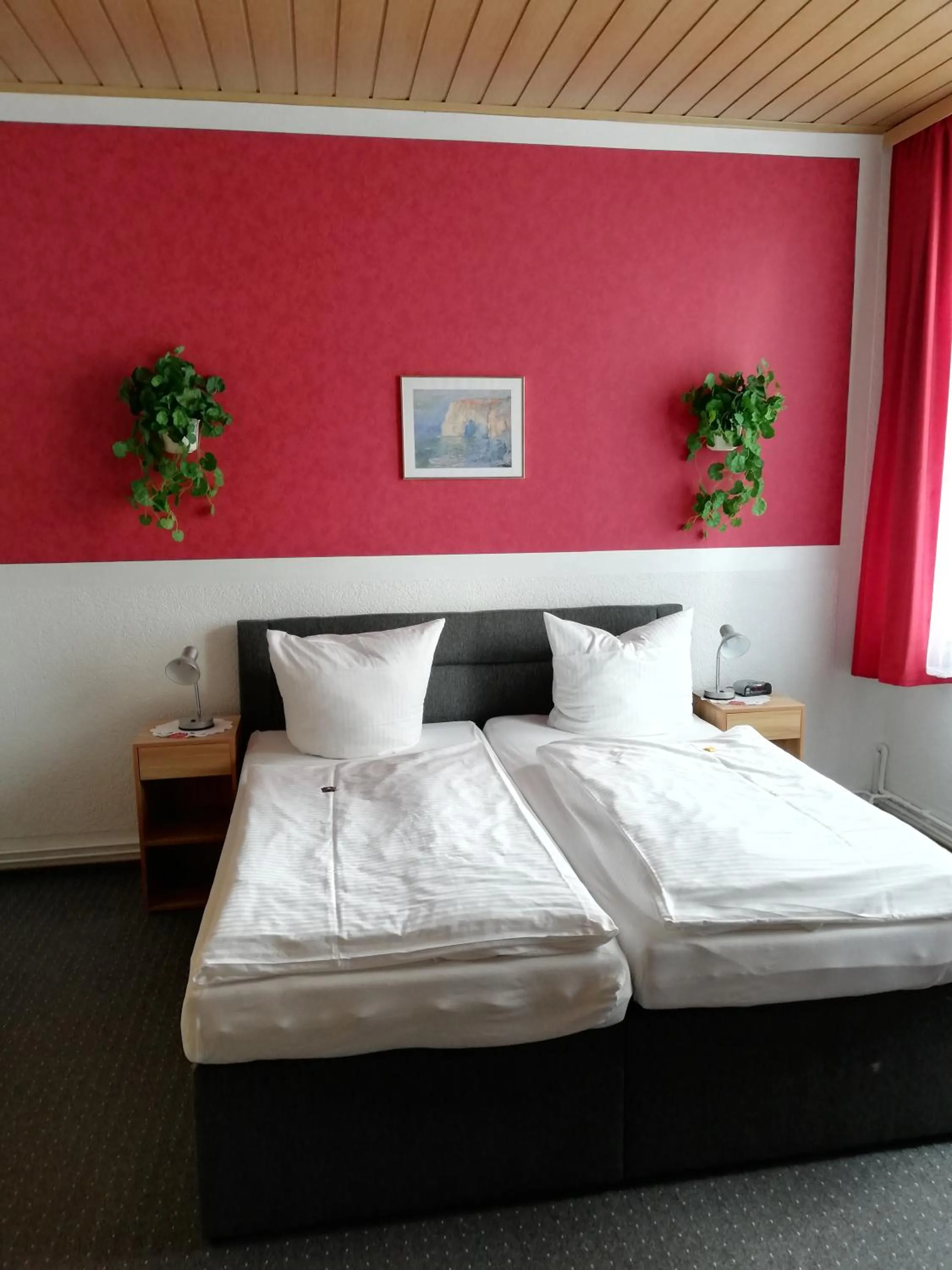 Photo of the whole room, Bed in Hotel Am Stadtwall