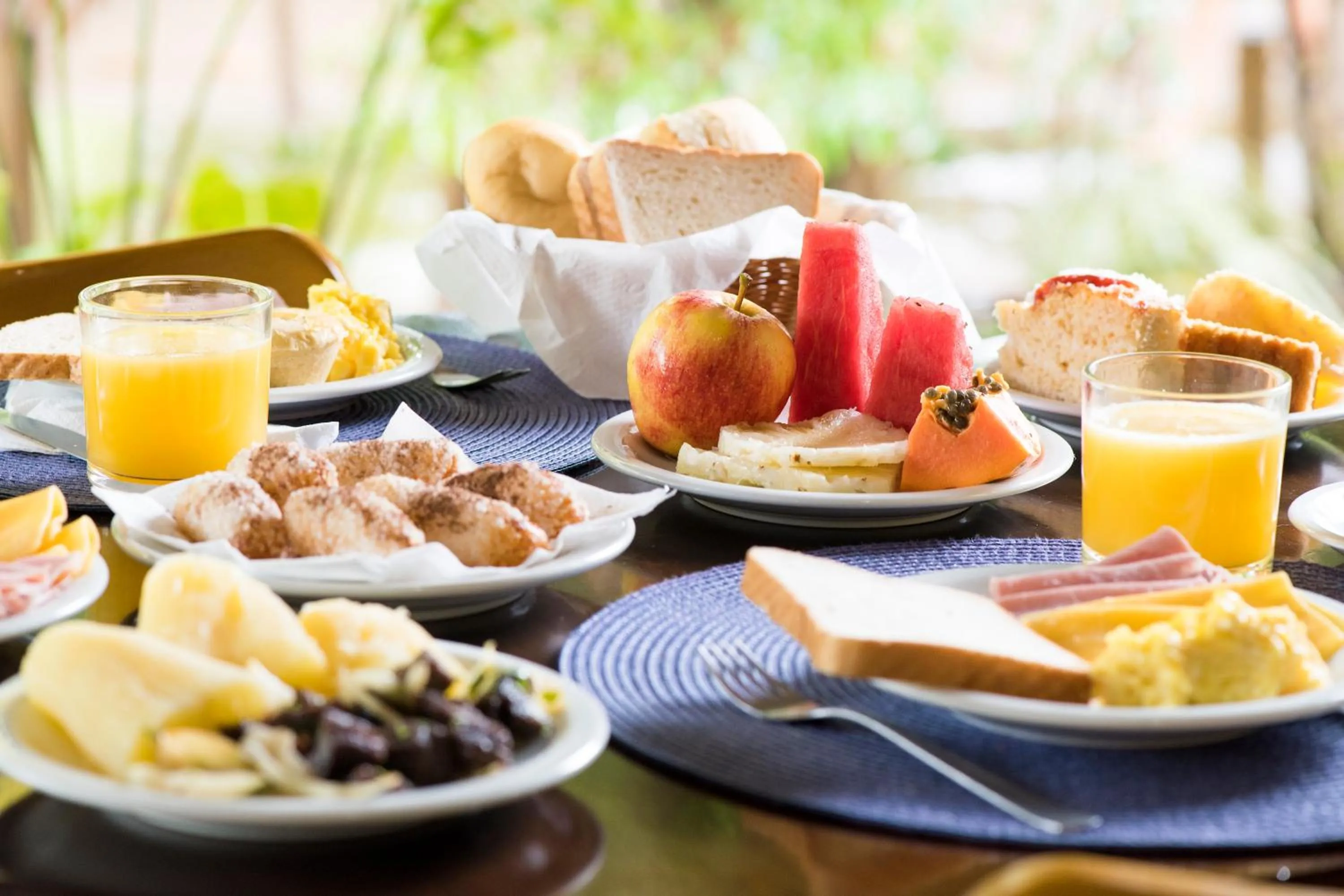 Breakfast in Hotel Eco Atlântico