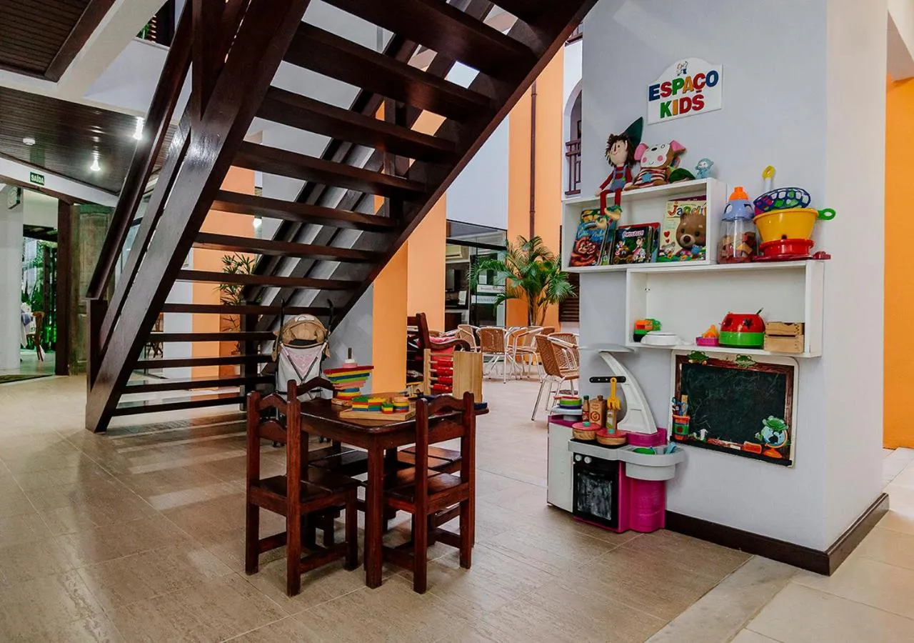 children in Hotel Eco Atlântico