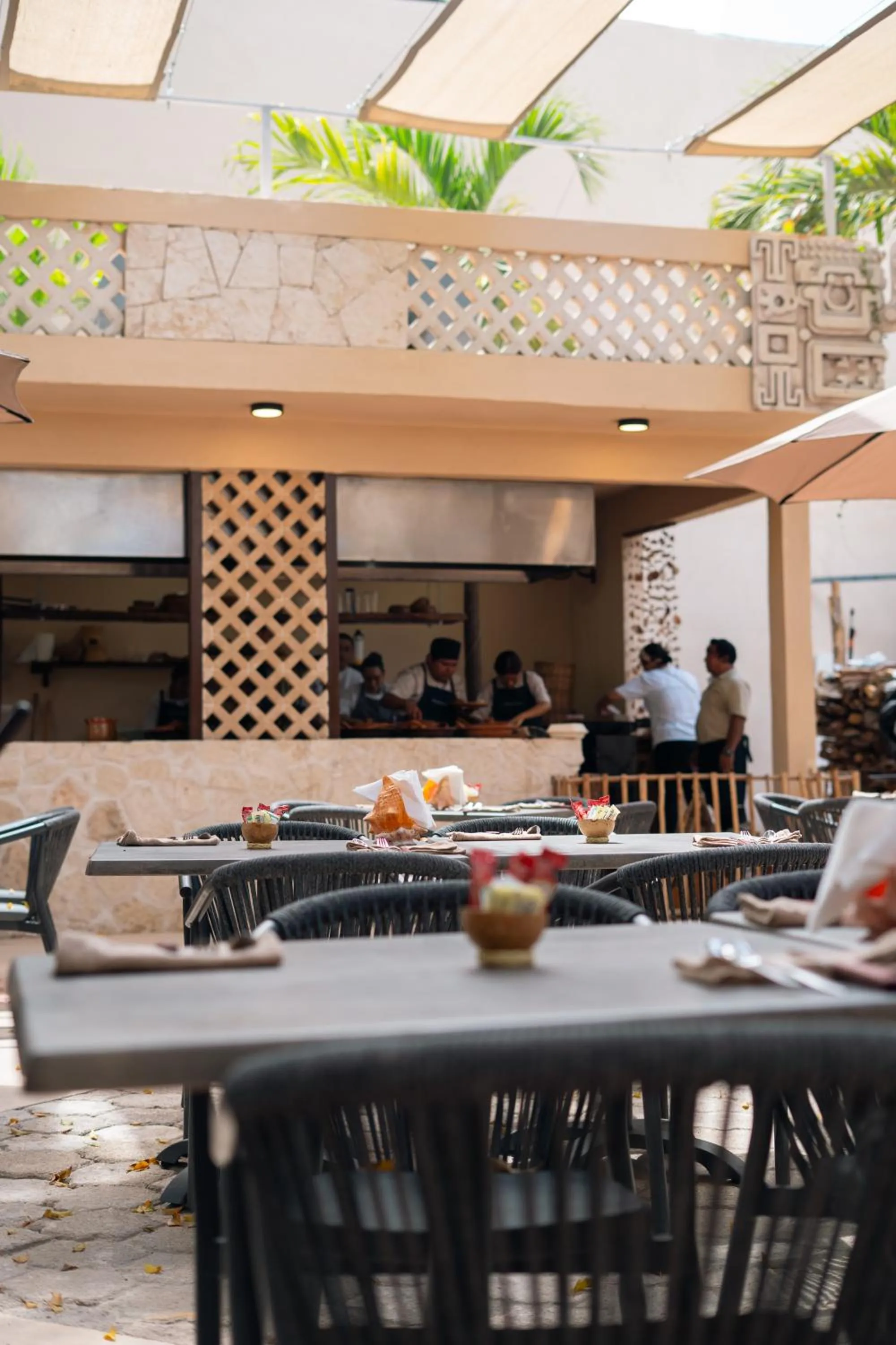 Restaurant/places to eat in Hotel Xbalamqué & Spa Cancún Centro