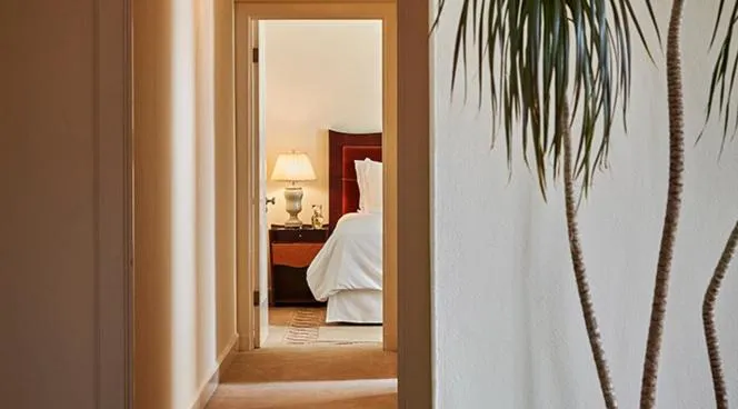 Bedroom, Bed in Chateau Marmont