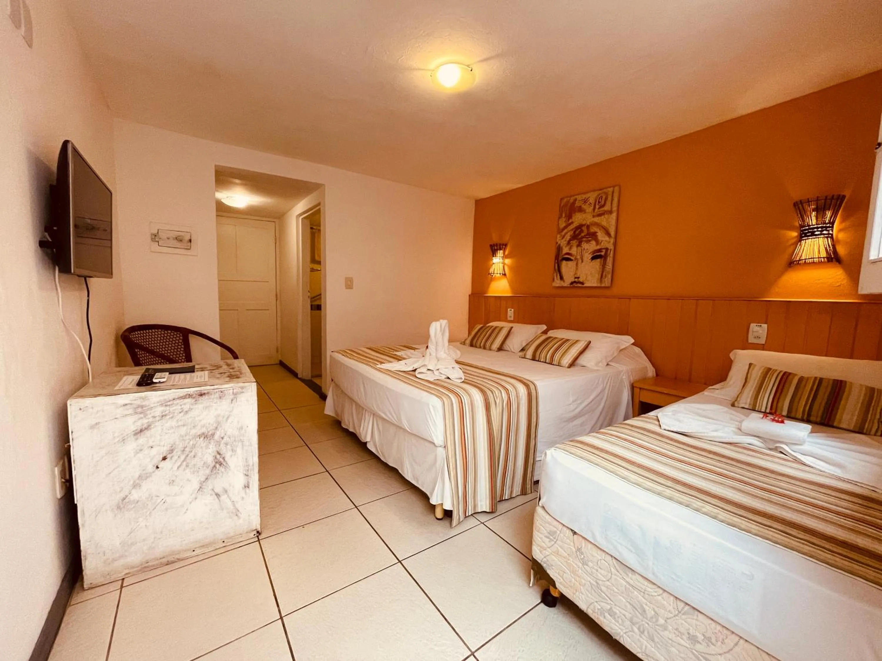 Photo of the whole room, Bed in Pousada Tatuapara