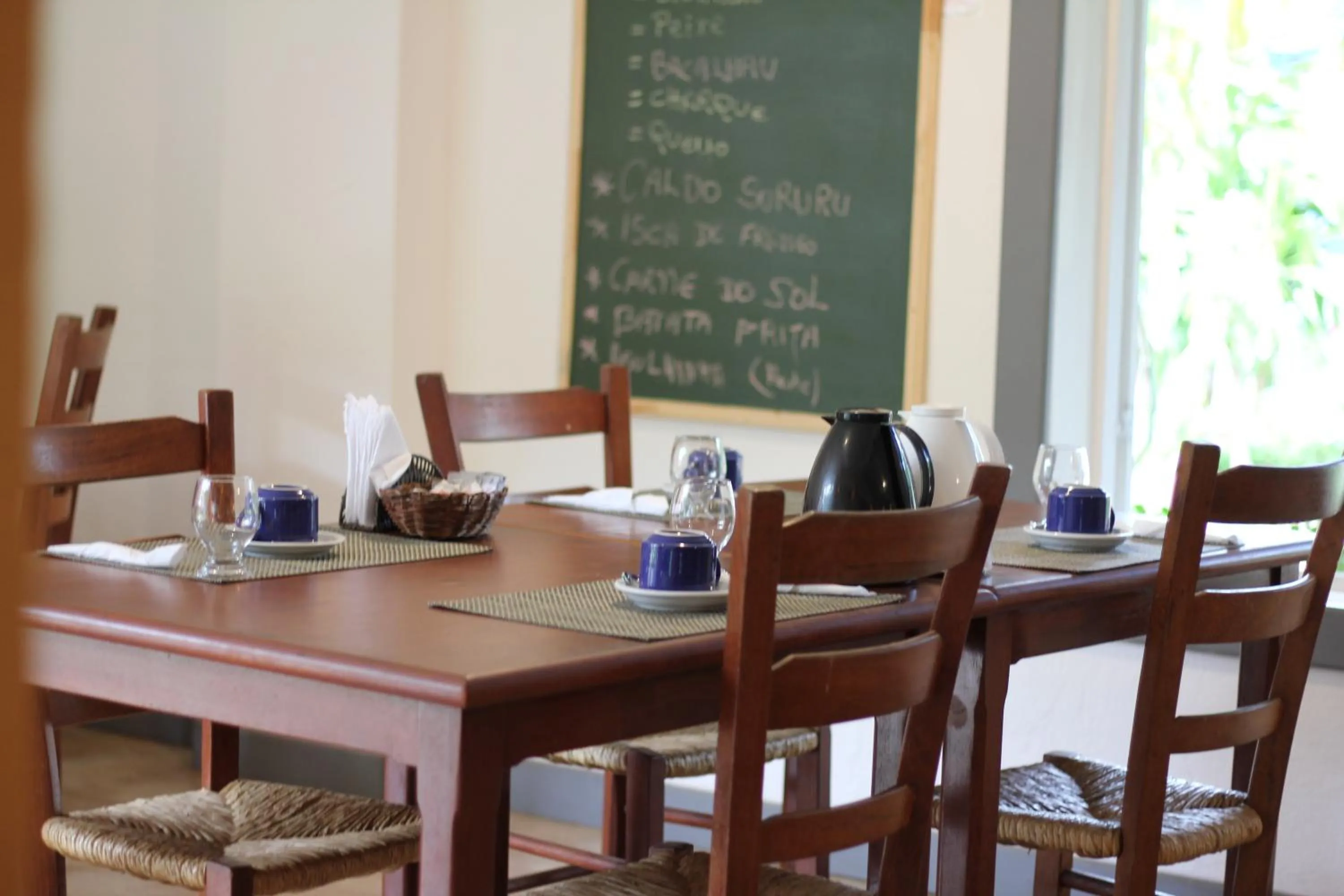 Dining area in Pousada Tatuapara