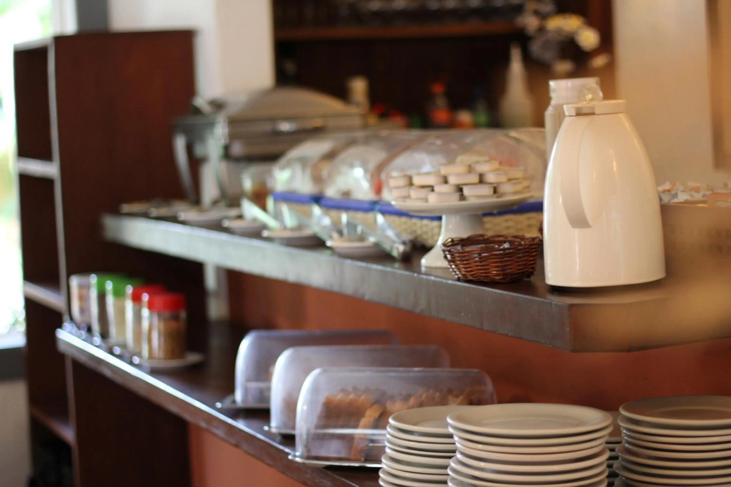 Buffet breakfast in Pousada Tatuapara