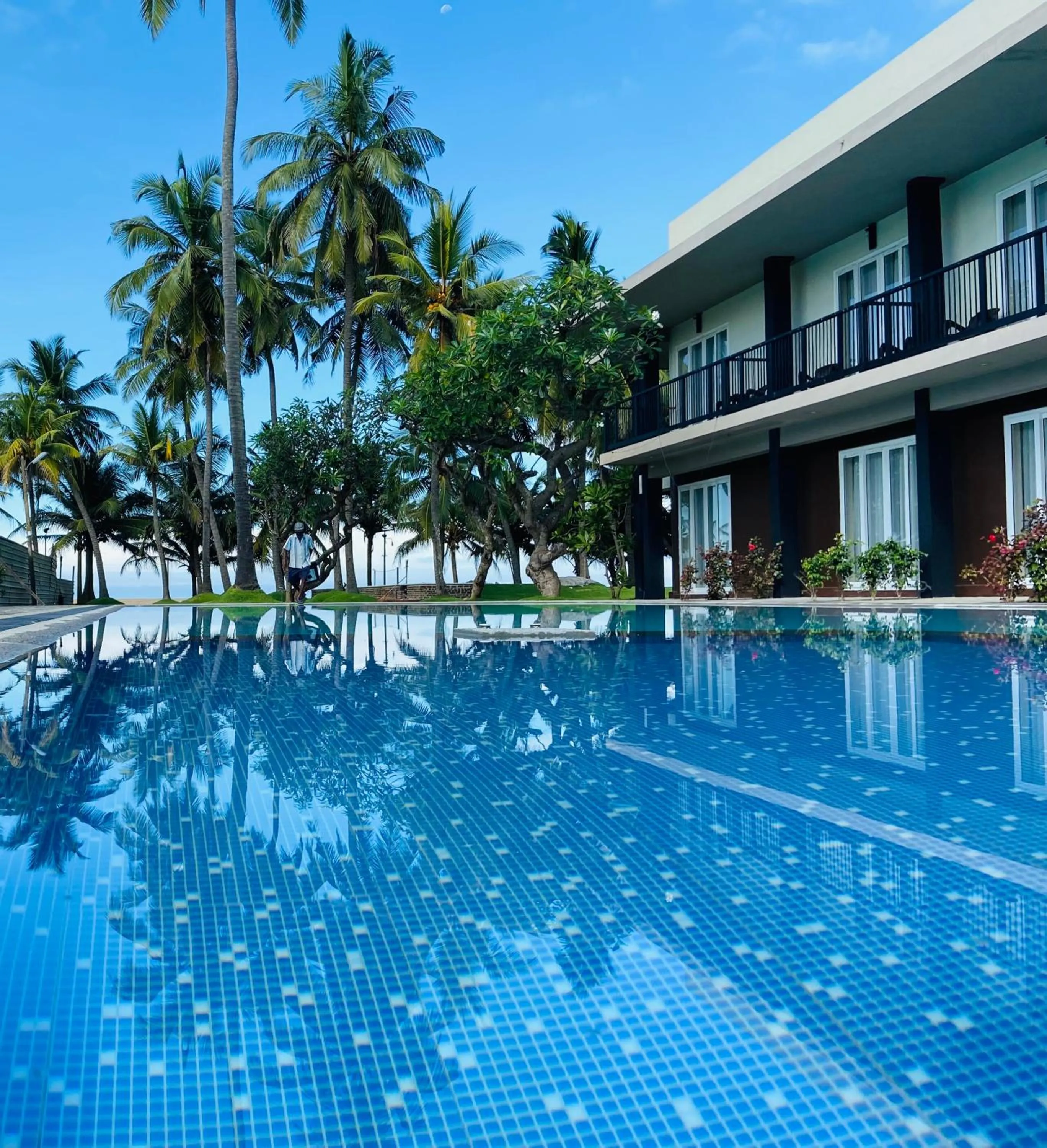 Swimming pool in Golden Star Beach Hotel