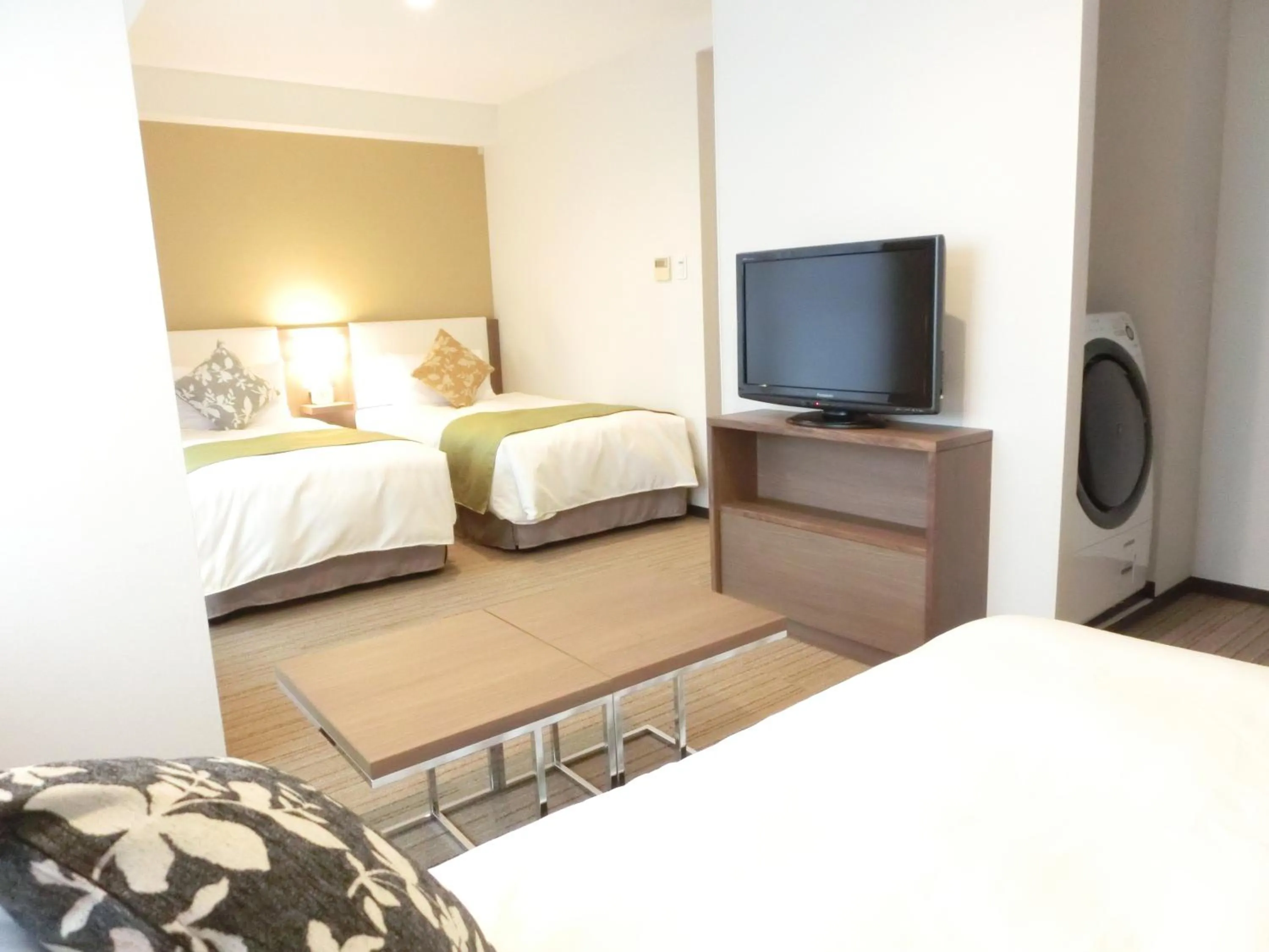 Standard Twin Room - Smoking in Tokyu Stay Yoga