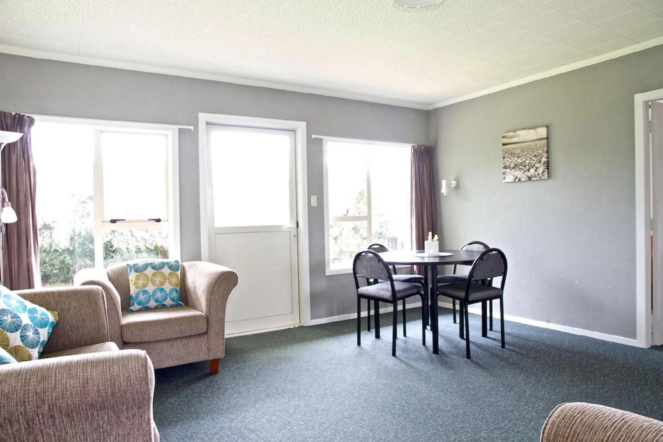 Day in 252 Beachside Motels & Holiday Park