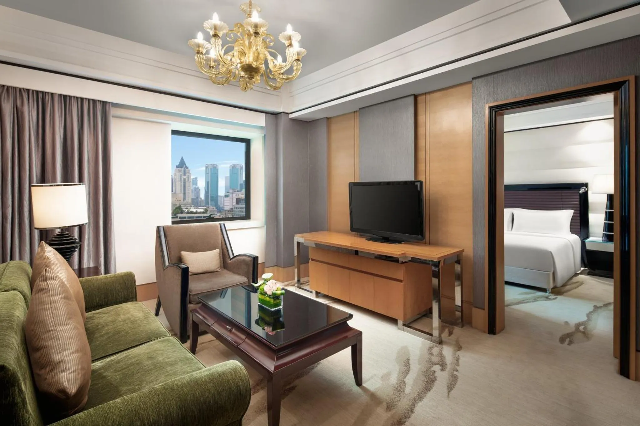 Photo of the whole room, Bed in Crowne Plaza Chengdu City Center by IHG