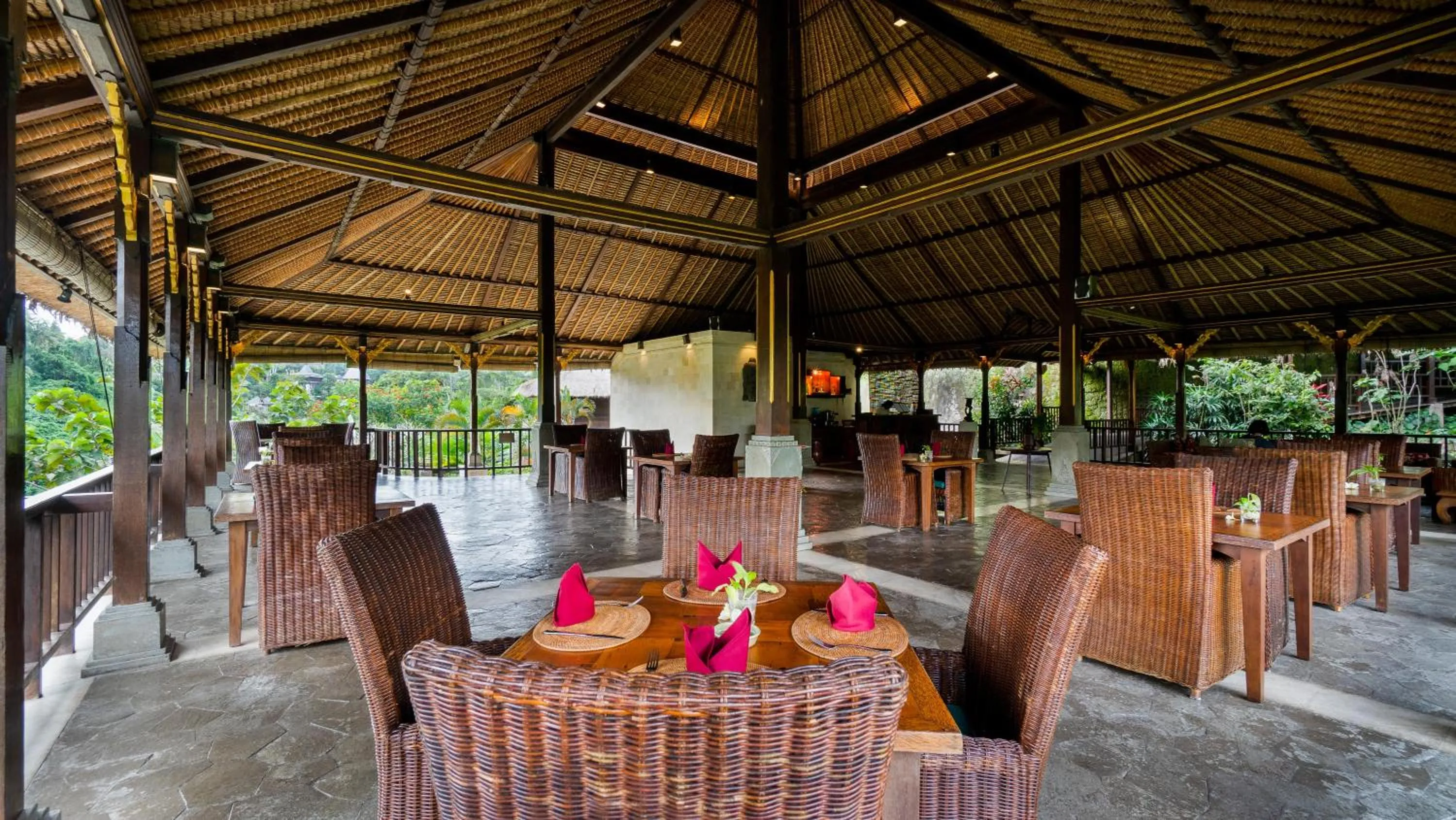 Restaurant/places to eat in Natura Villa Ubud Bali
