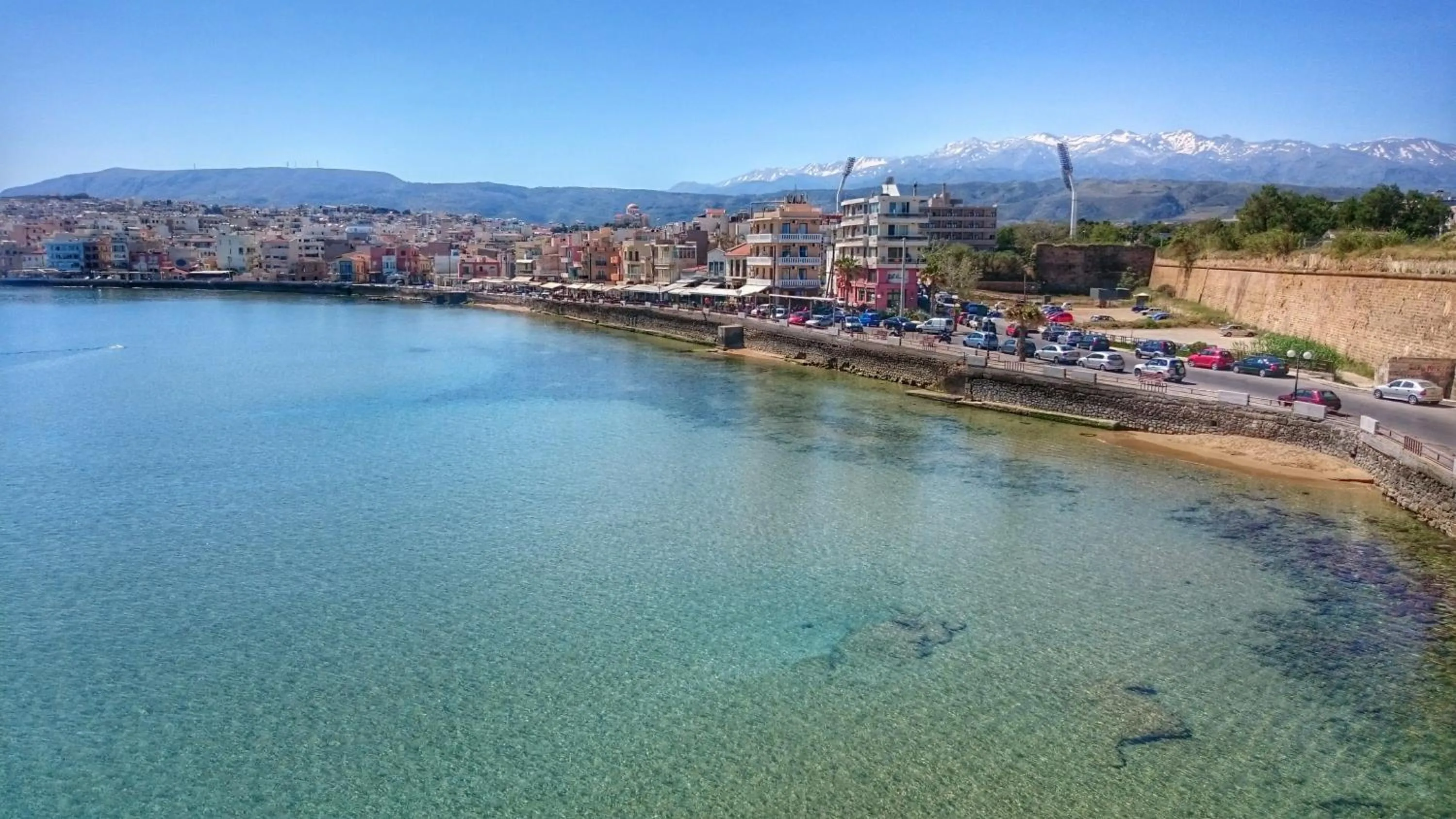 Neighbourhood in Evans House II