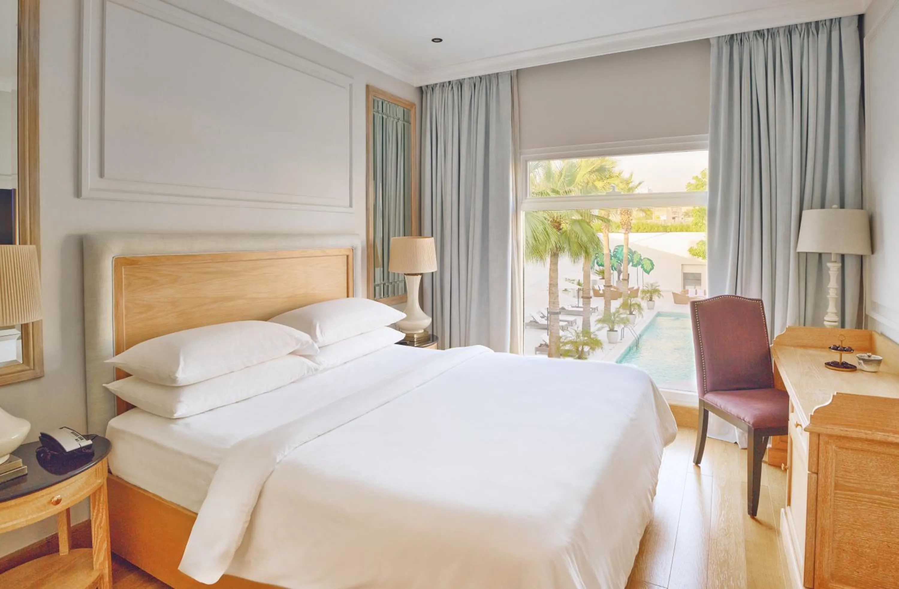 Bed in Palmyard Hotel