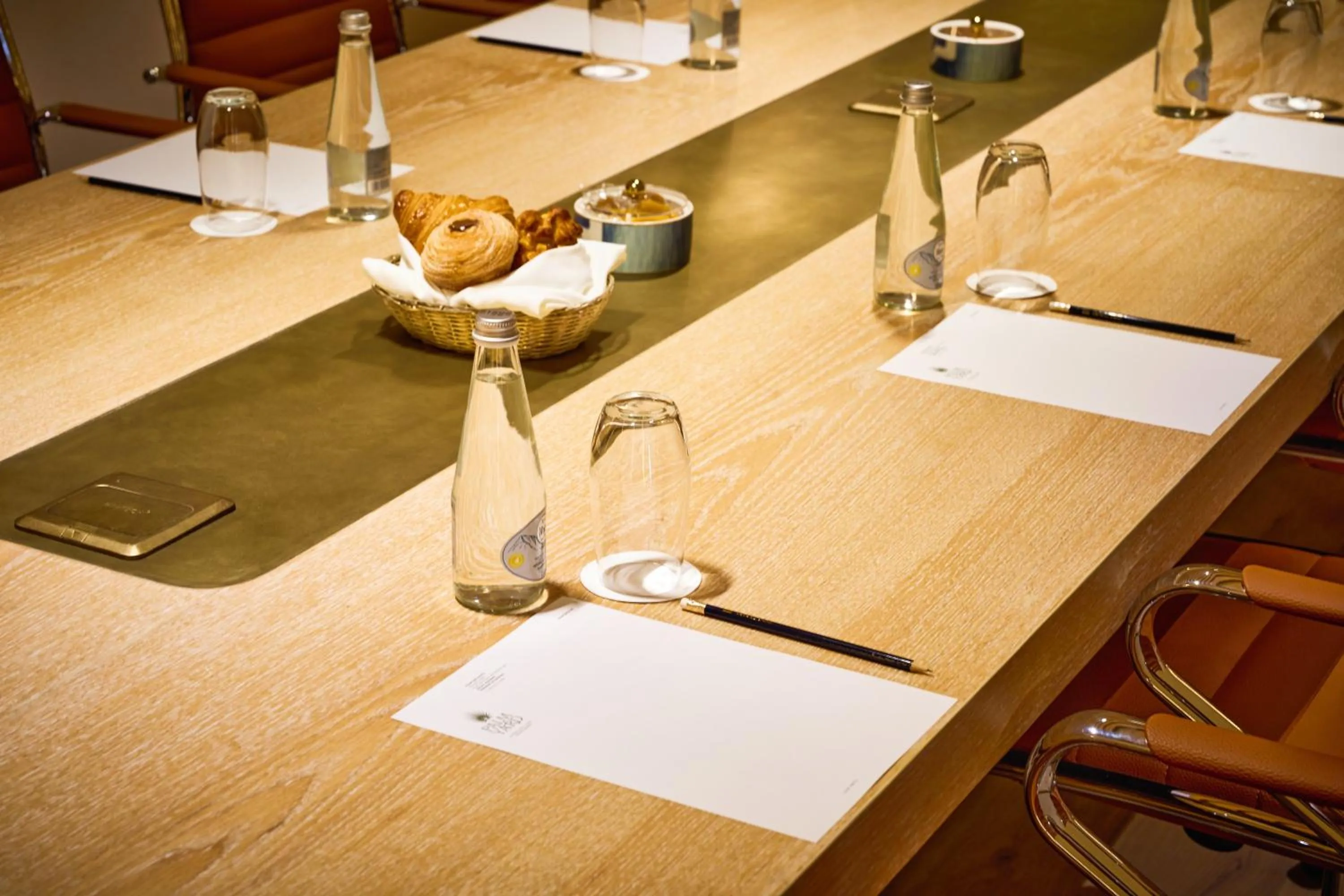 Meeting/conference room in Palmyard Hotel