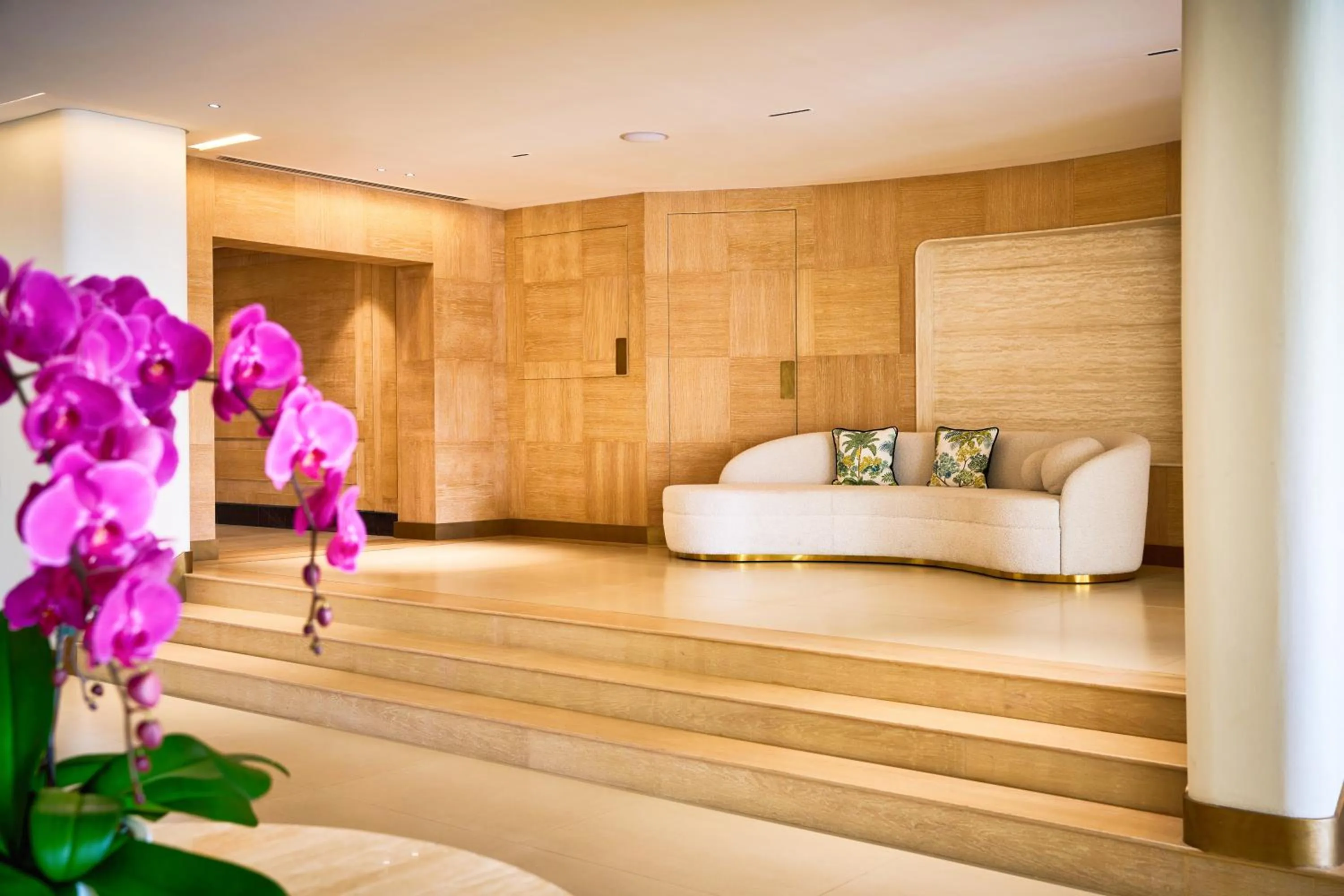 Living room in Palmyard Hotel