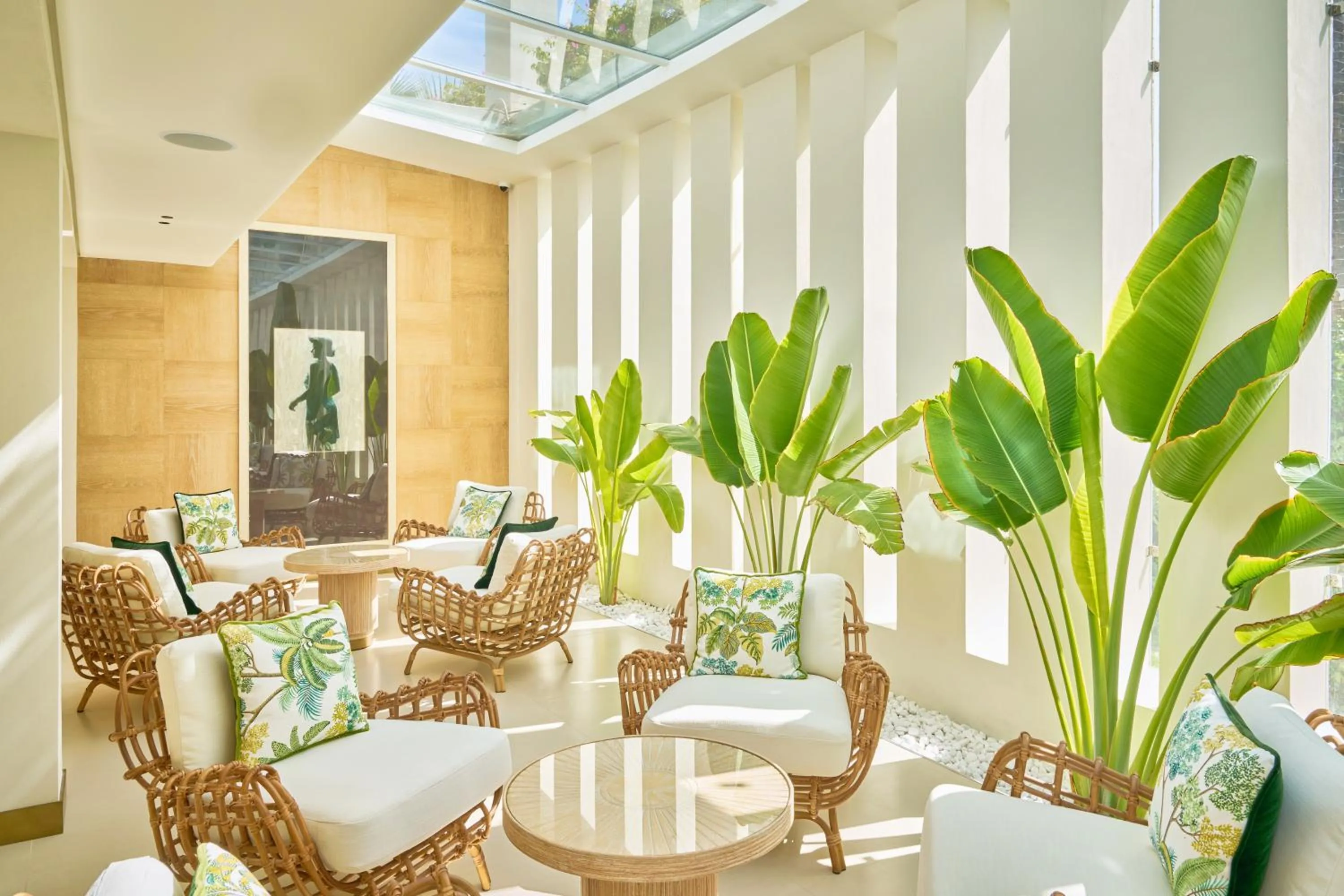 Restaurant/places to eat in Palmyard Hotel