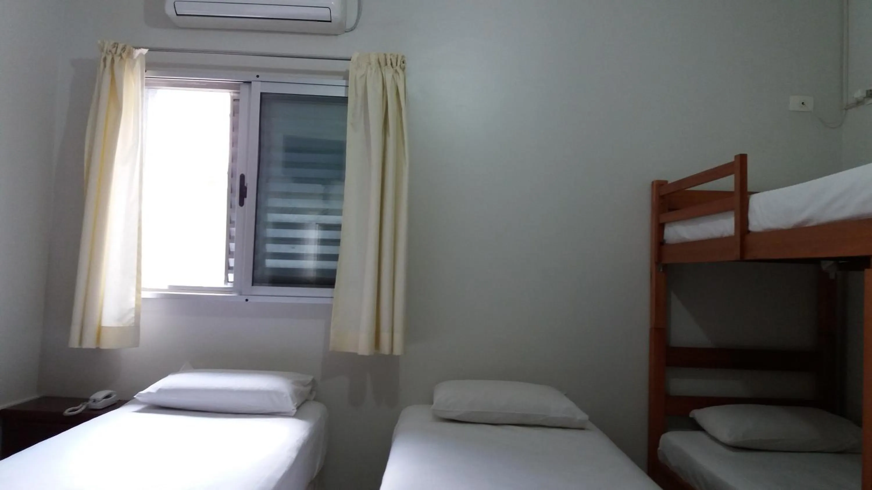 Photo of the whole room, Bed in Apeninos Suites Basicas