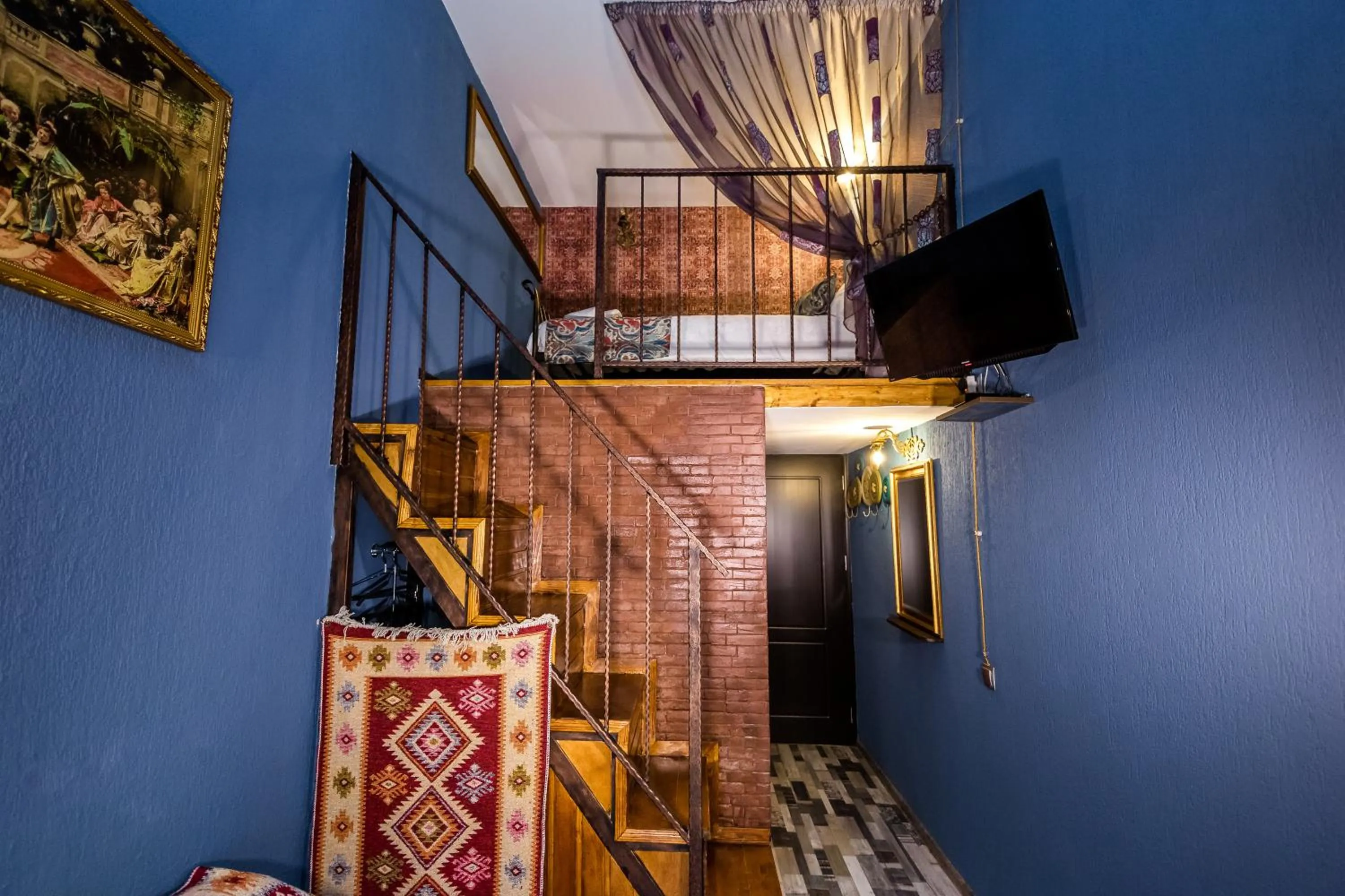 Seating area in Tiflis Inn Boutique Hotel