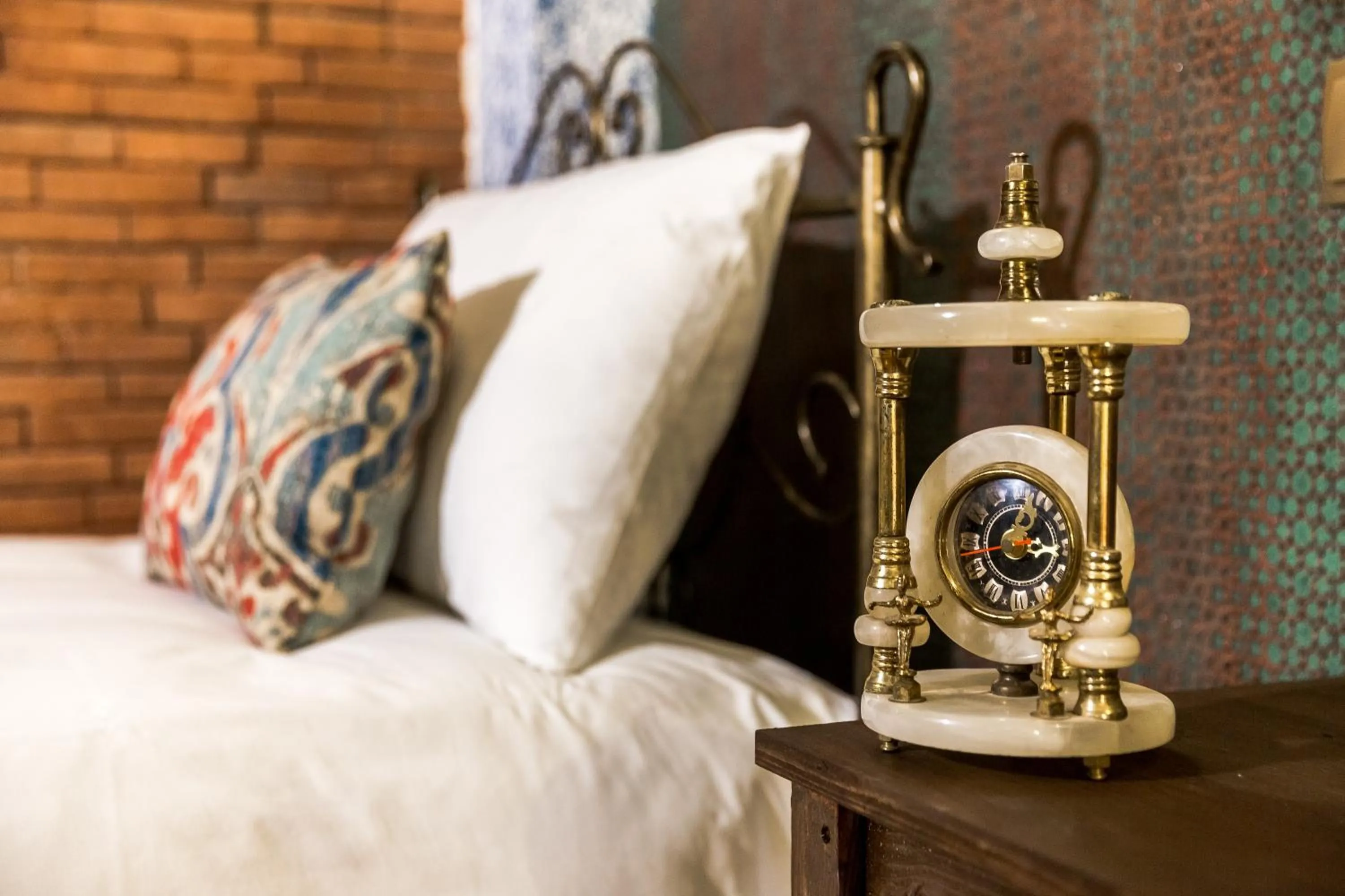 Photo of the whole room, Bed in Tiflis Inn Boutique Hotel