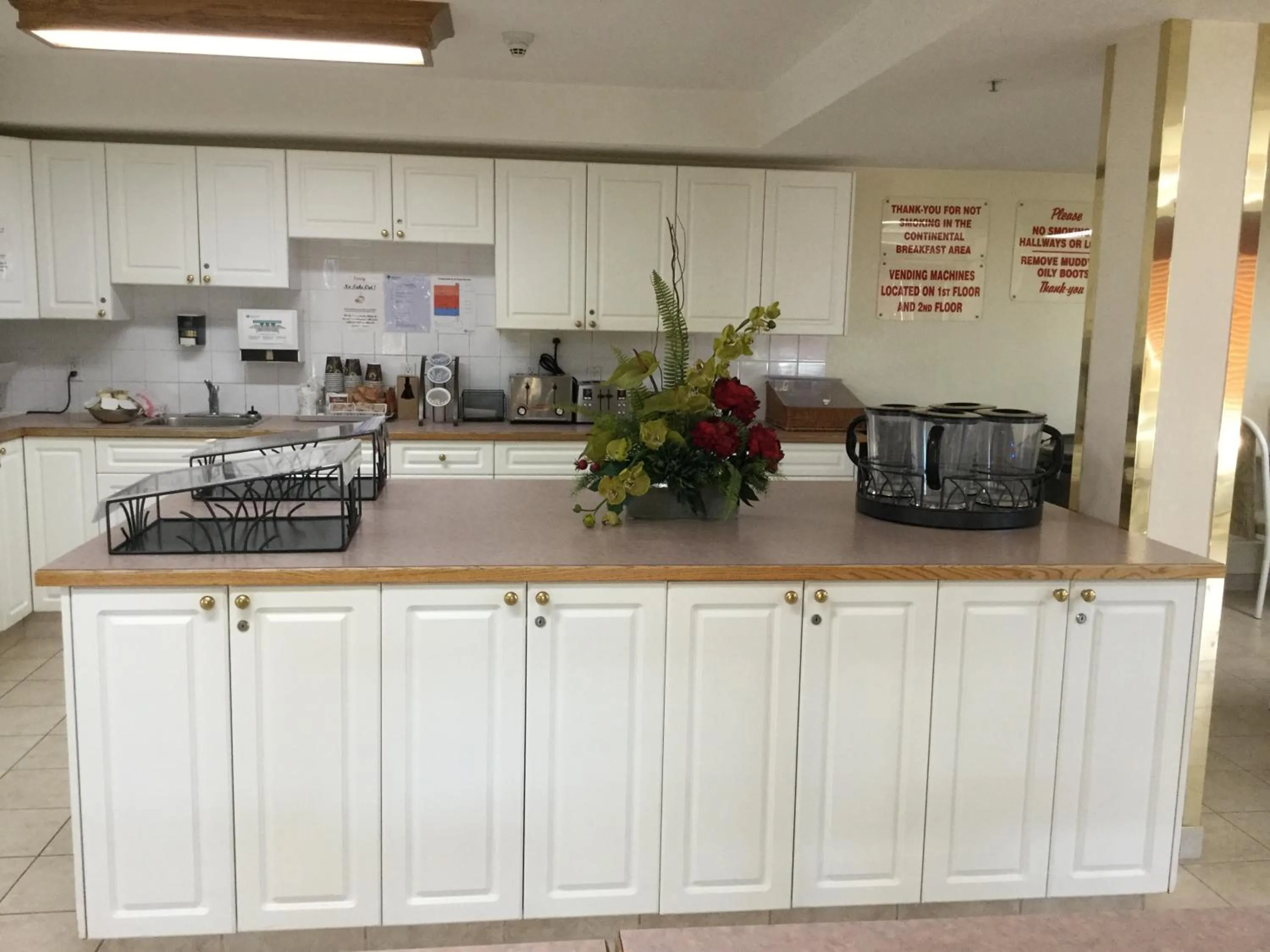 Breakfast in Western Budget Motel #2 Grande Prairie