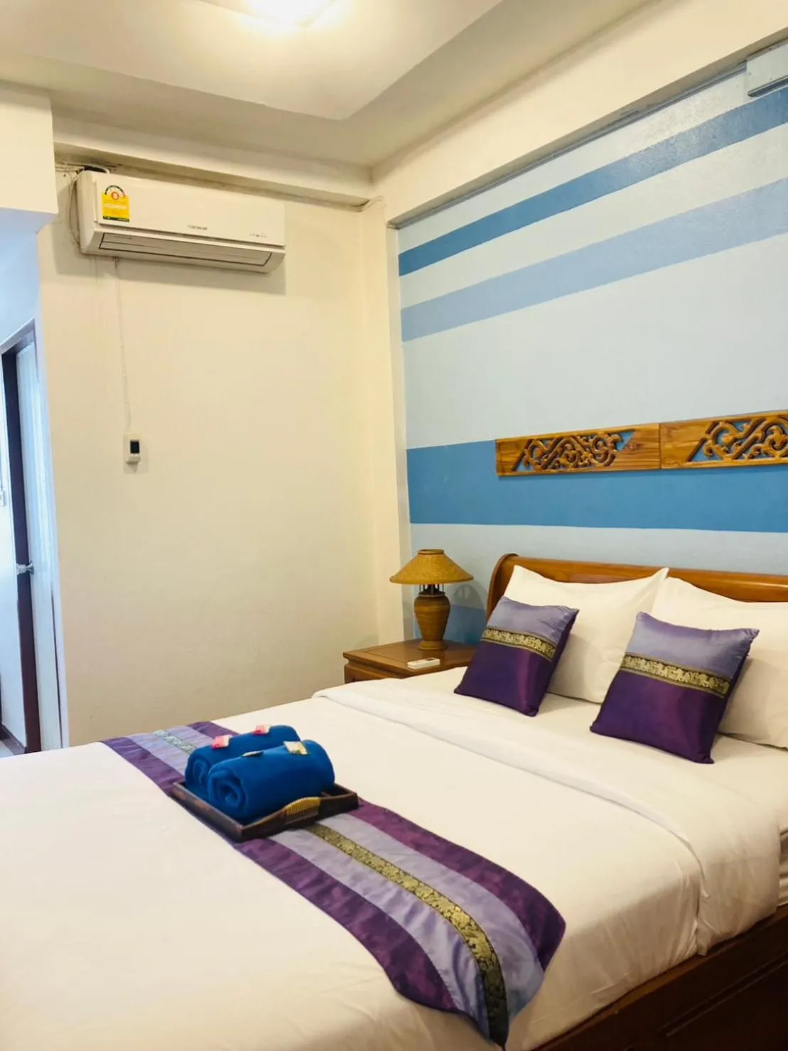 Photo of the whole room, Bed in Wiriya House