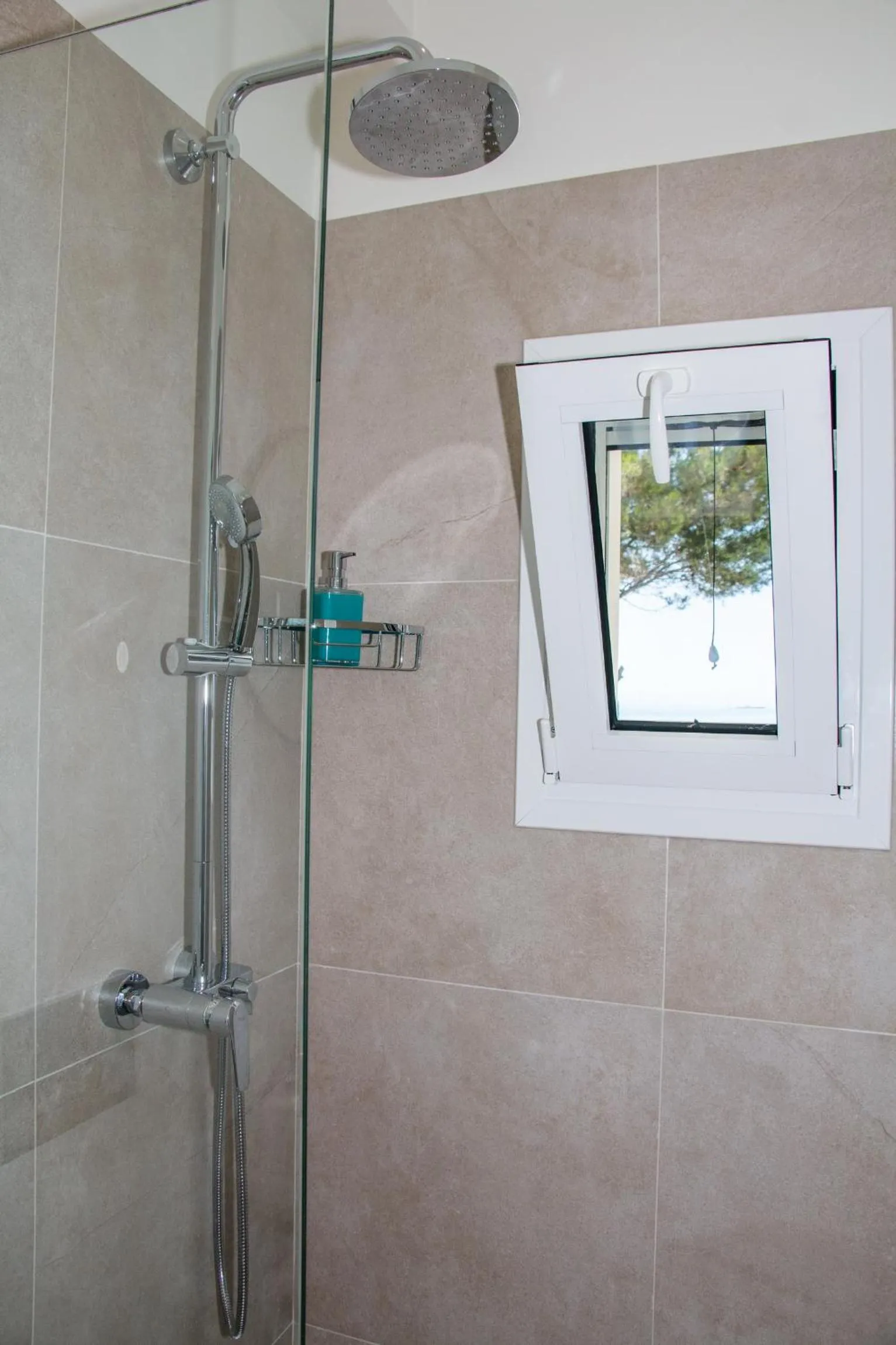 Bathroom in Glyfada Beach Hotel