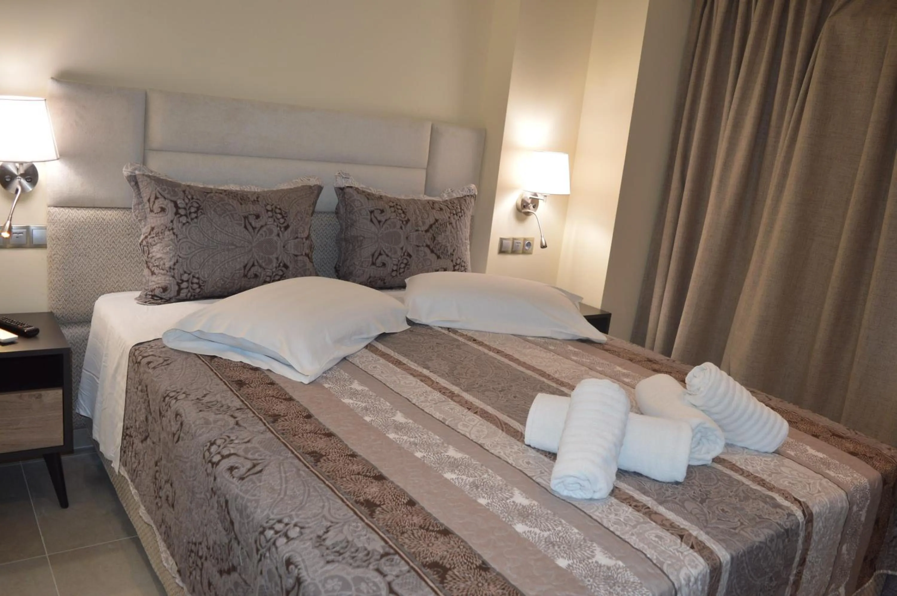 Bed in Glyfada Beach Hotel