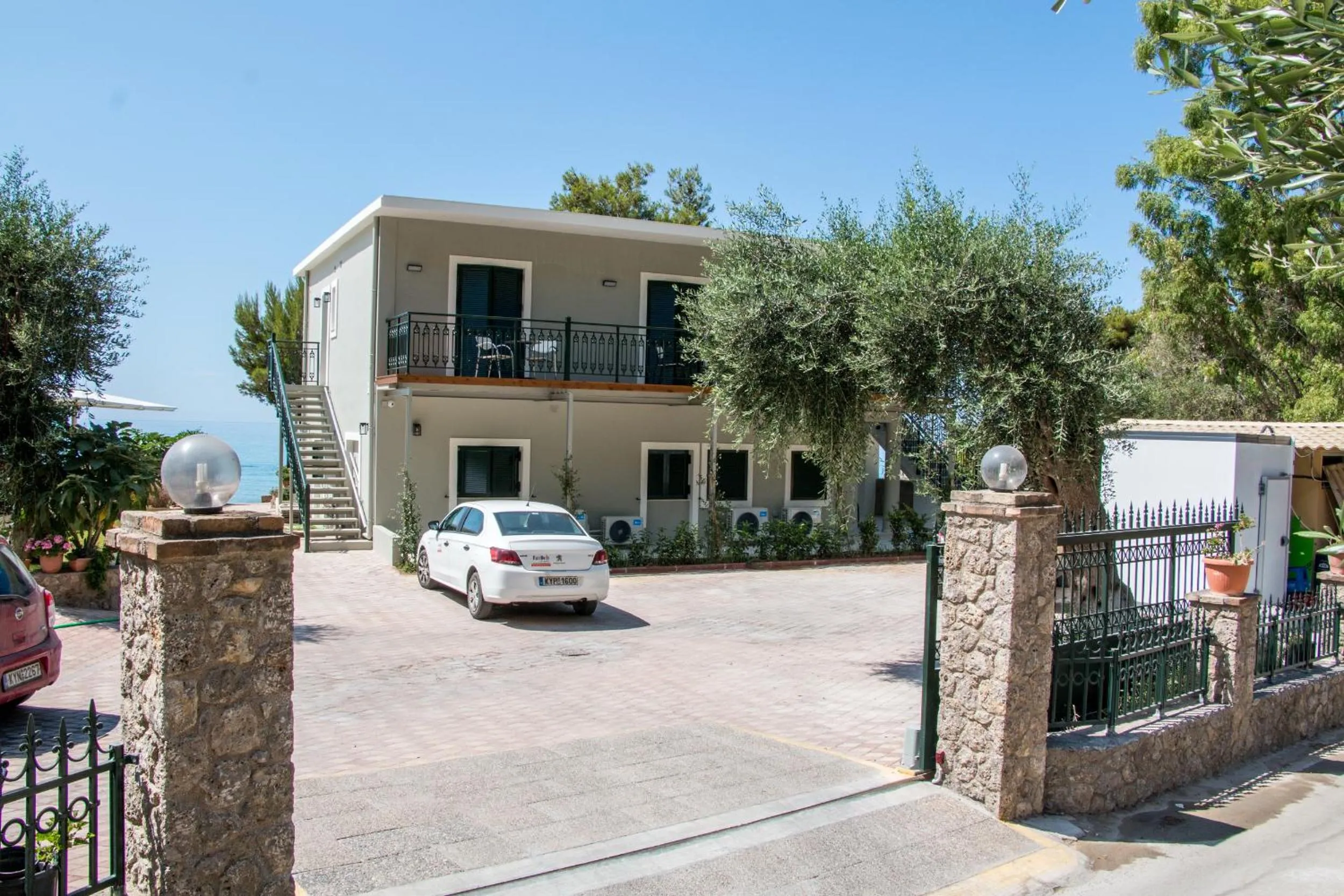 Property building in Glyfada Beach Hotel