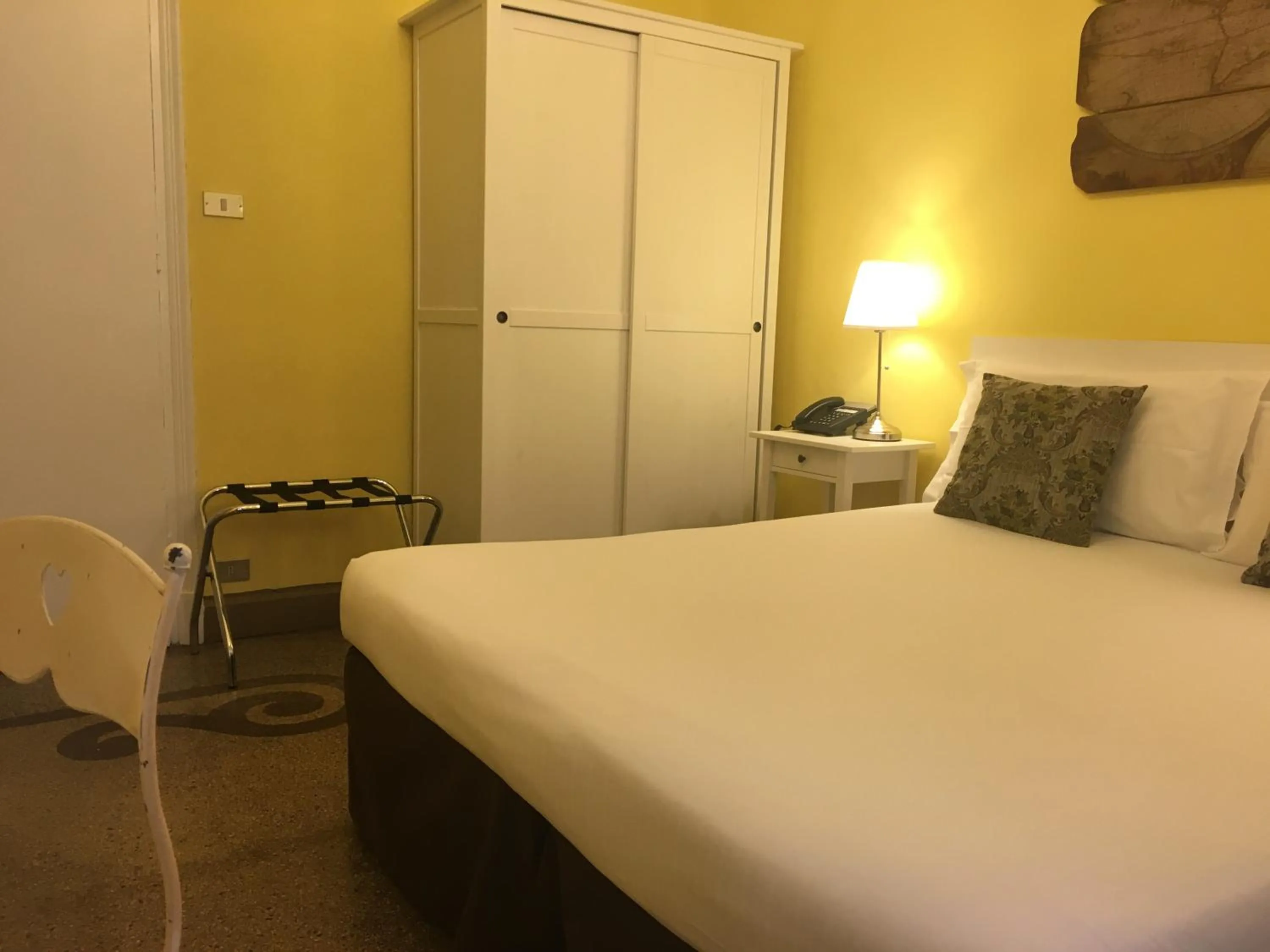 Bed in Hotel Liberty