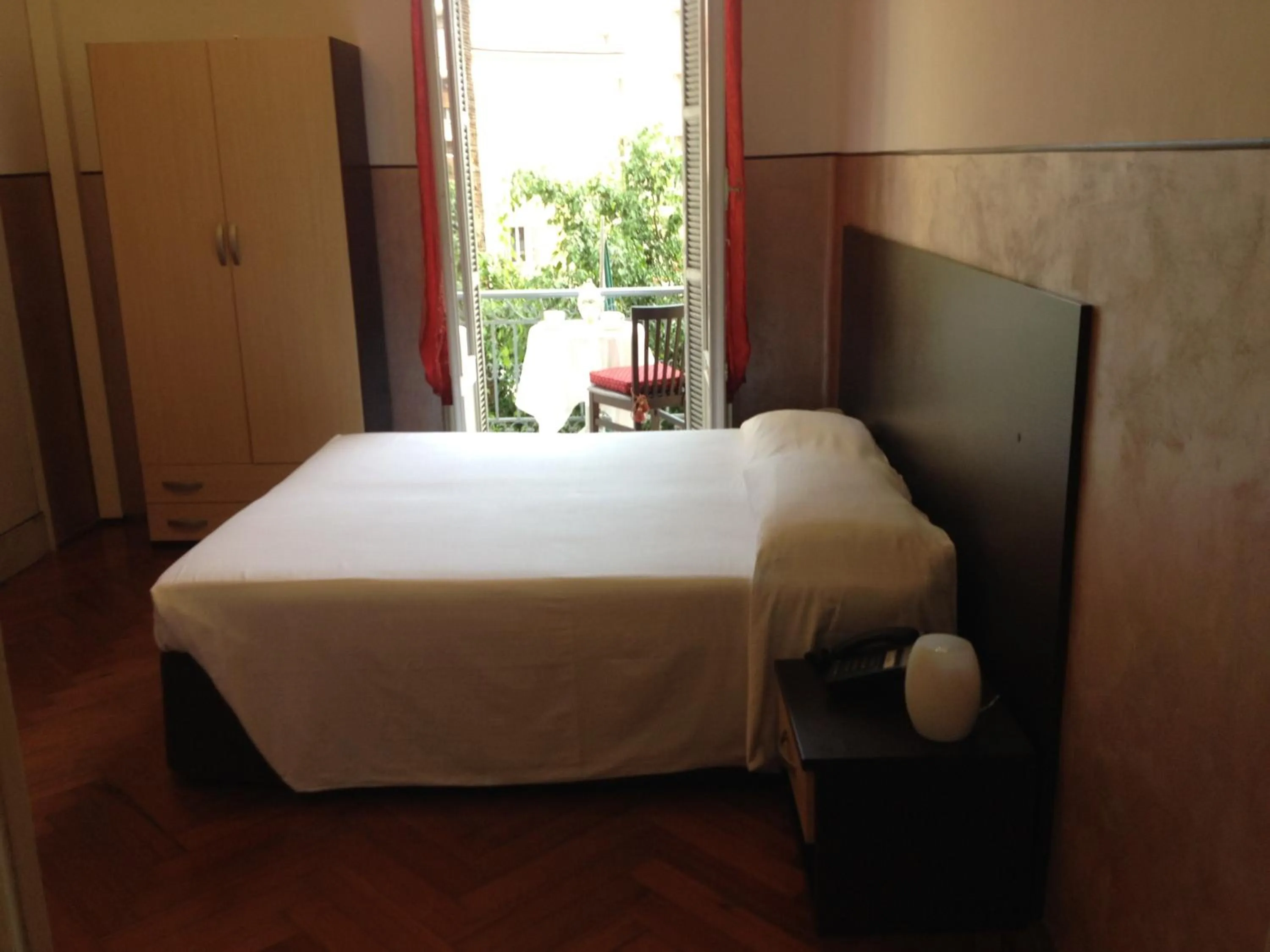 Bed in Hotel Liberty