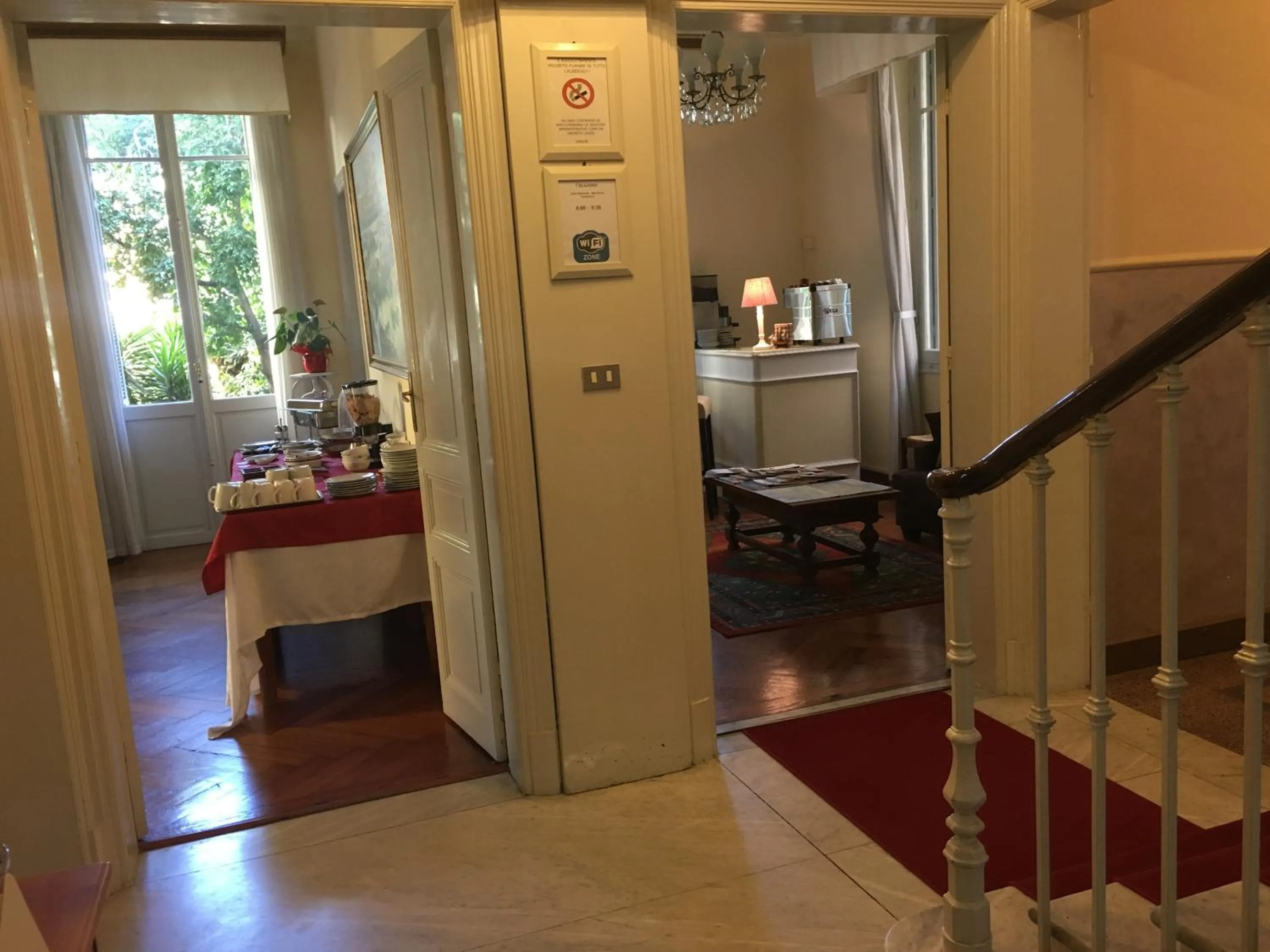 Day in Hotel Liberty