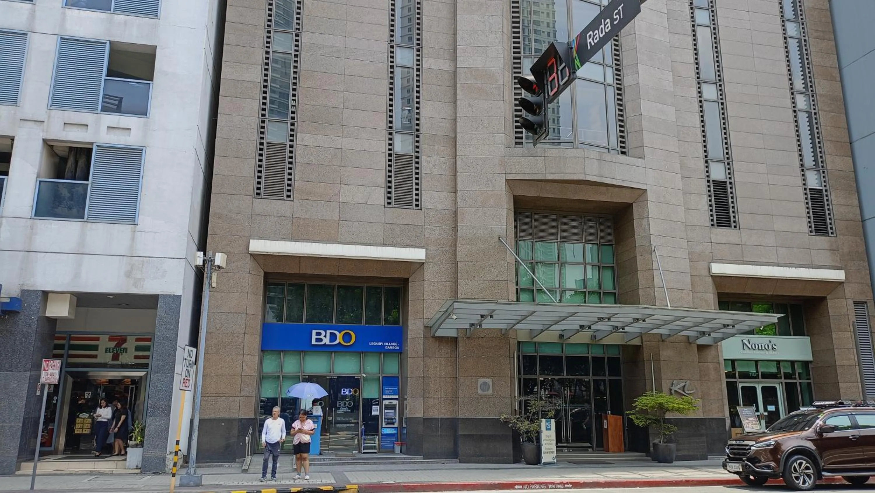 Property building in KL Executive Greenbelt (KLX)