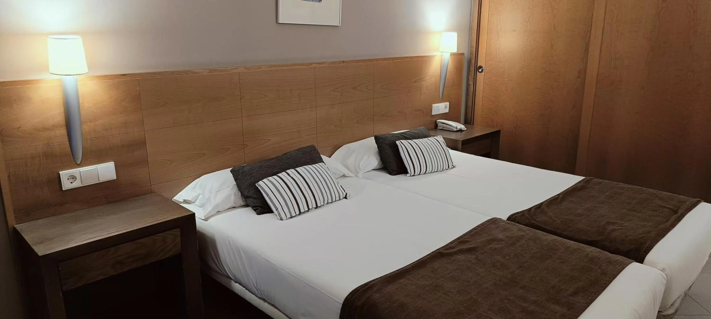 Bed in Ohtels Campo De Gibraltar