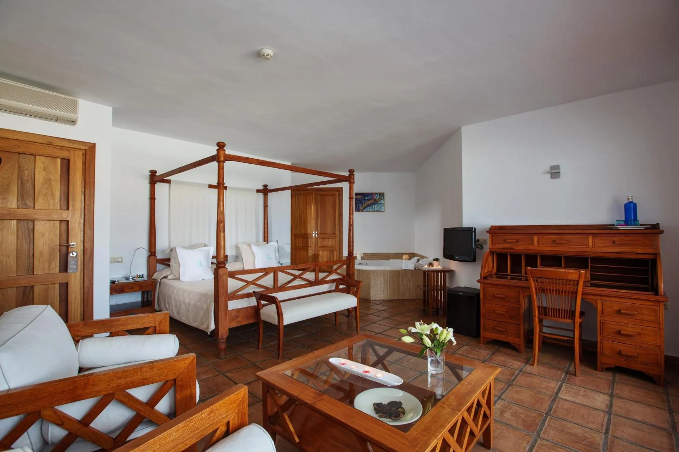 Photo of the whole room in Boutique Hotel El Tio Kiko