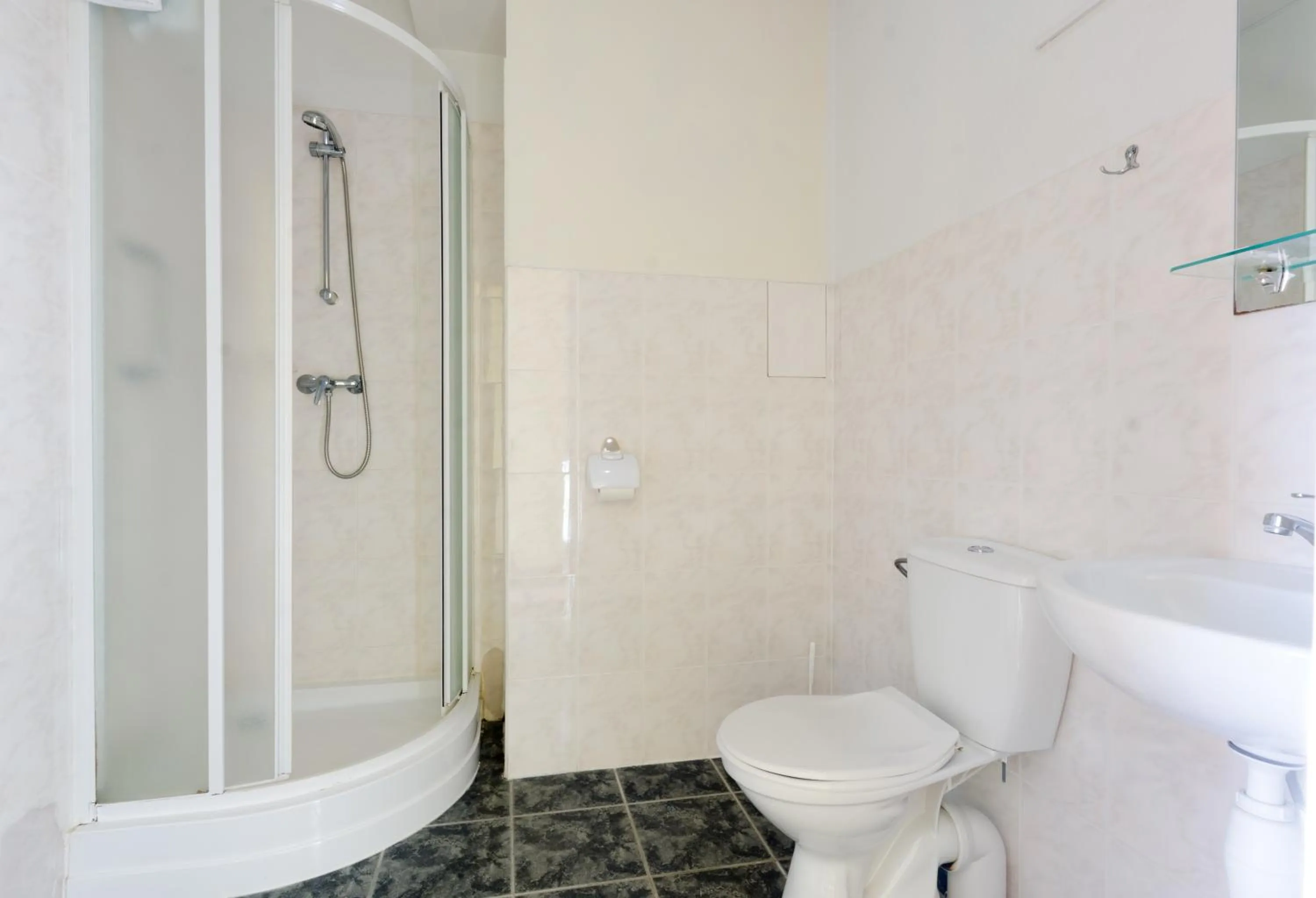 Bathroom in Hotel Vilmaja