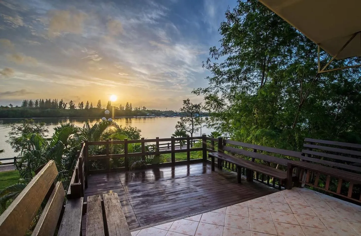 Balcony/Terrace in Krabi City Seaview Hotel