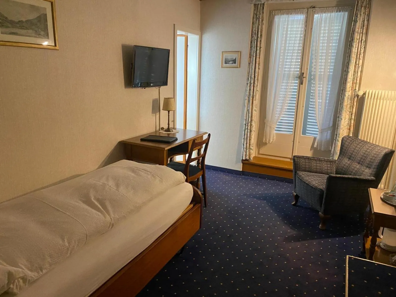 Bed in Hotel Du Lac
