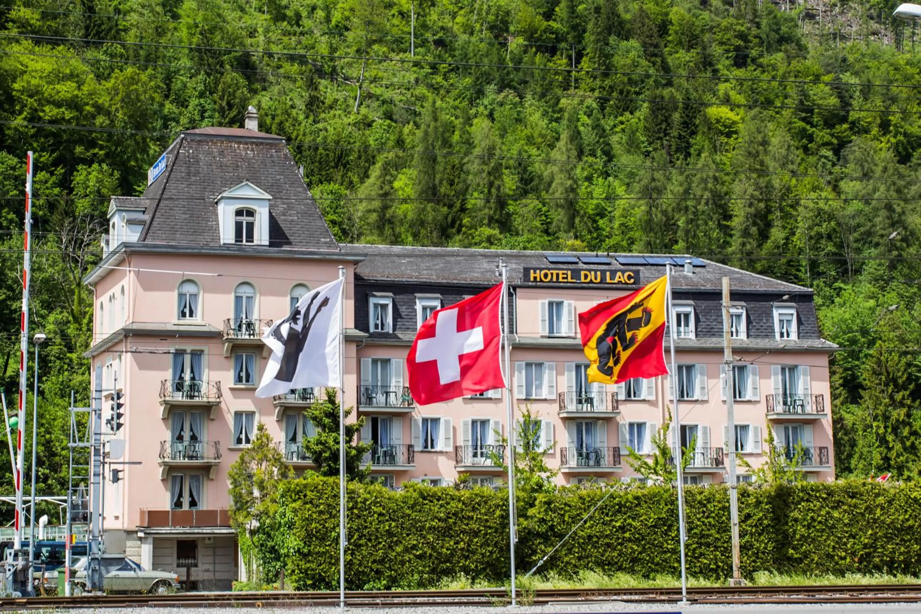 Facade/entrance in Hotel Du Lac