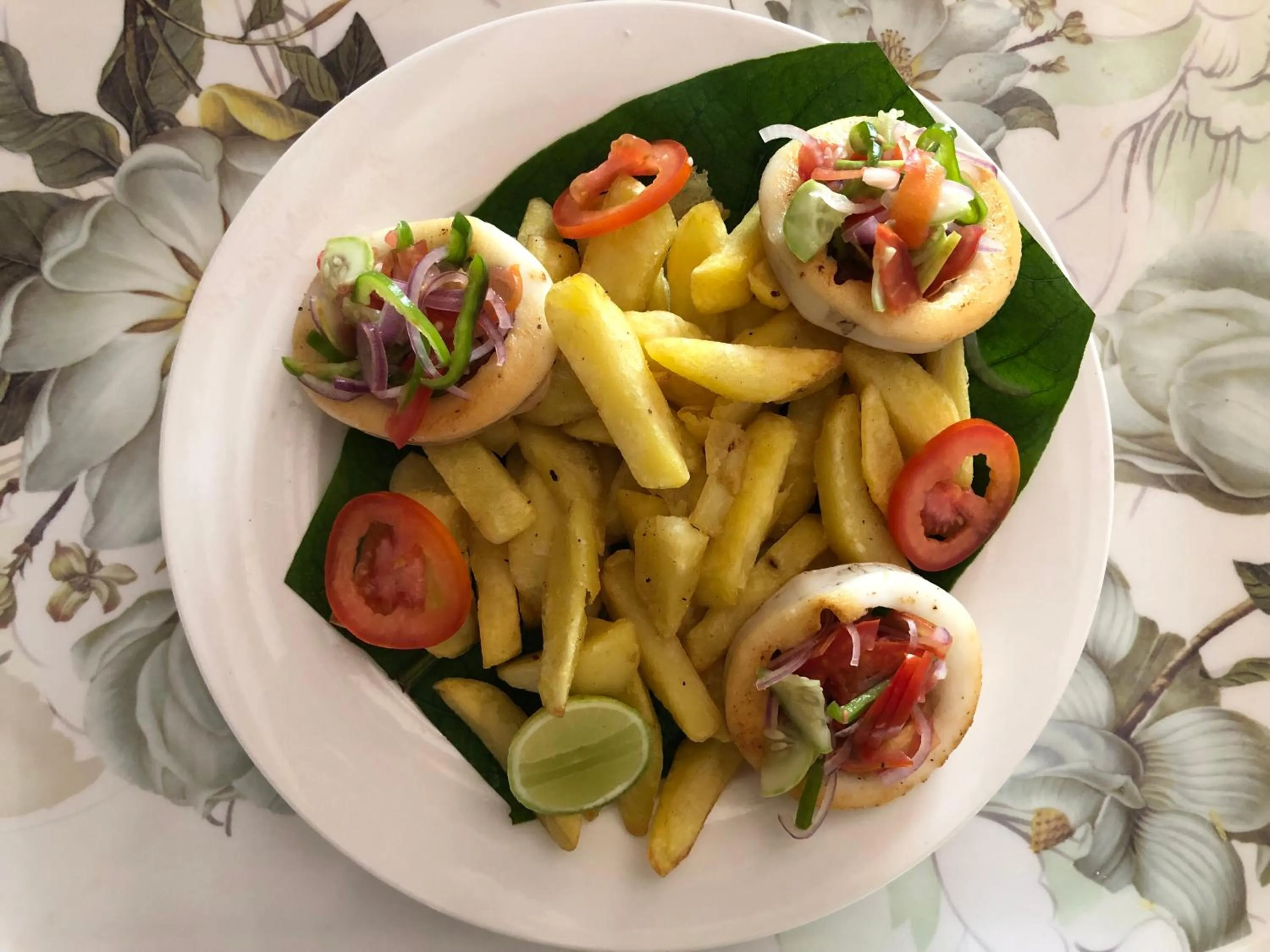 Restaurant/places to eat in Blue Earth Beach Bungalow