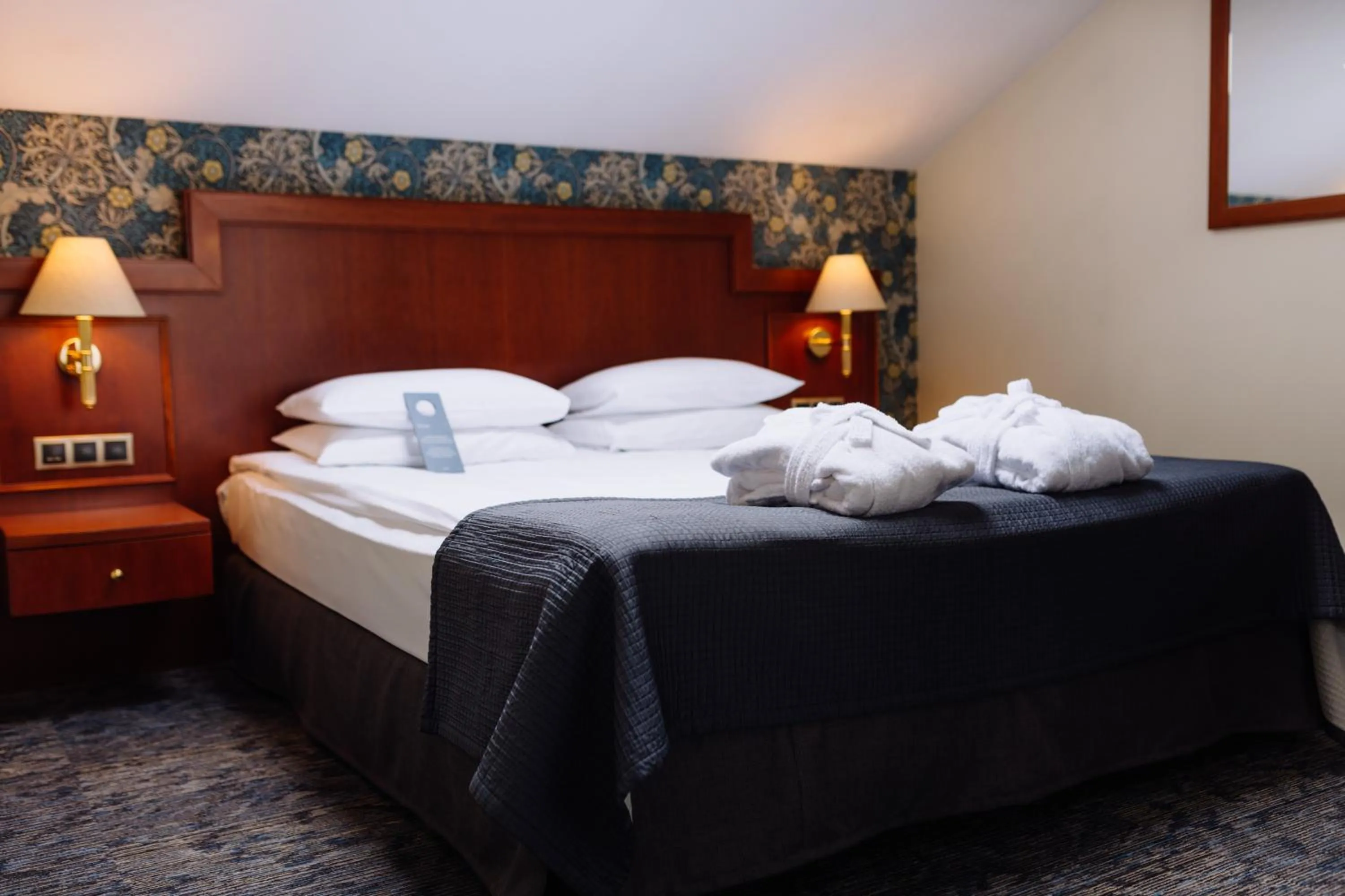 Bedroom, Bed in Hestia Hotel Jugend