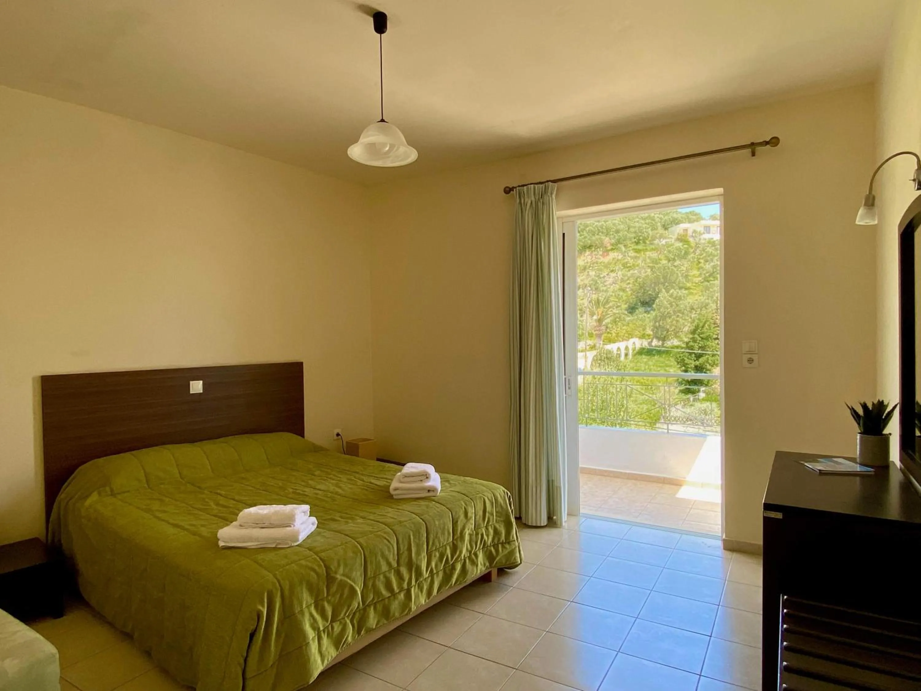 Bedroom, Bed in Manolis Apartments plakias