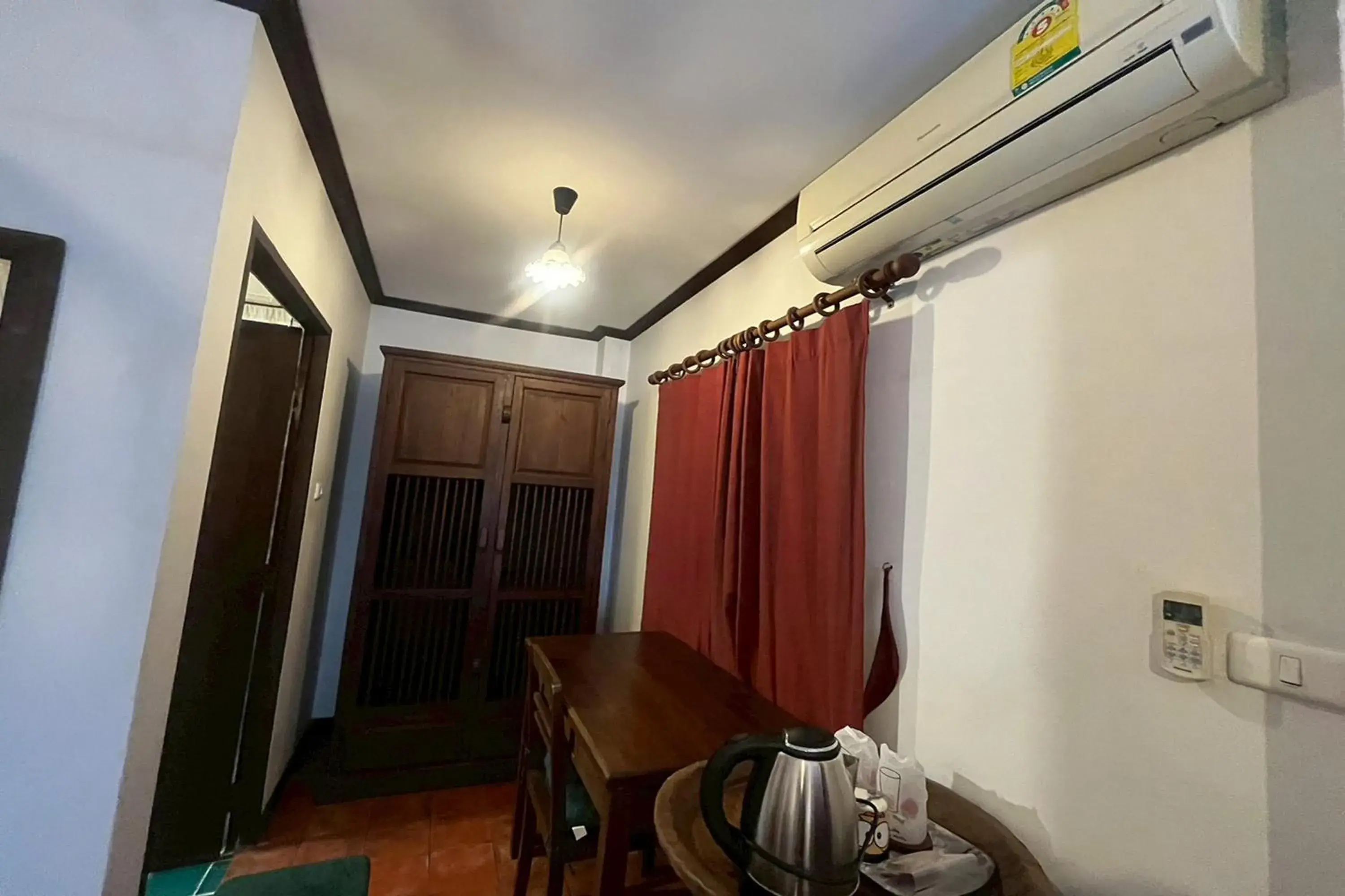 Twin Room in The Royal Shilton Resort Twin Room in The Royal Shilton Resort