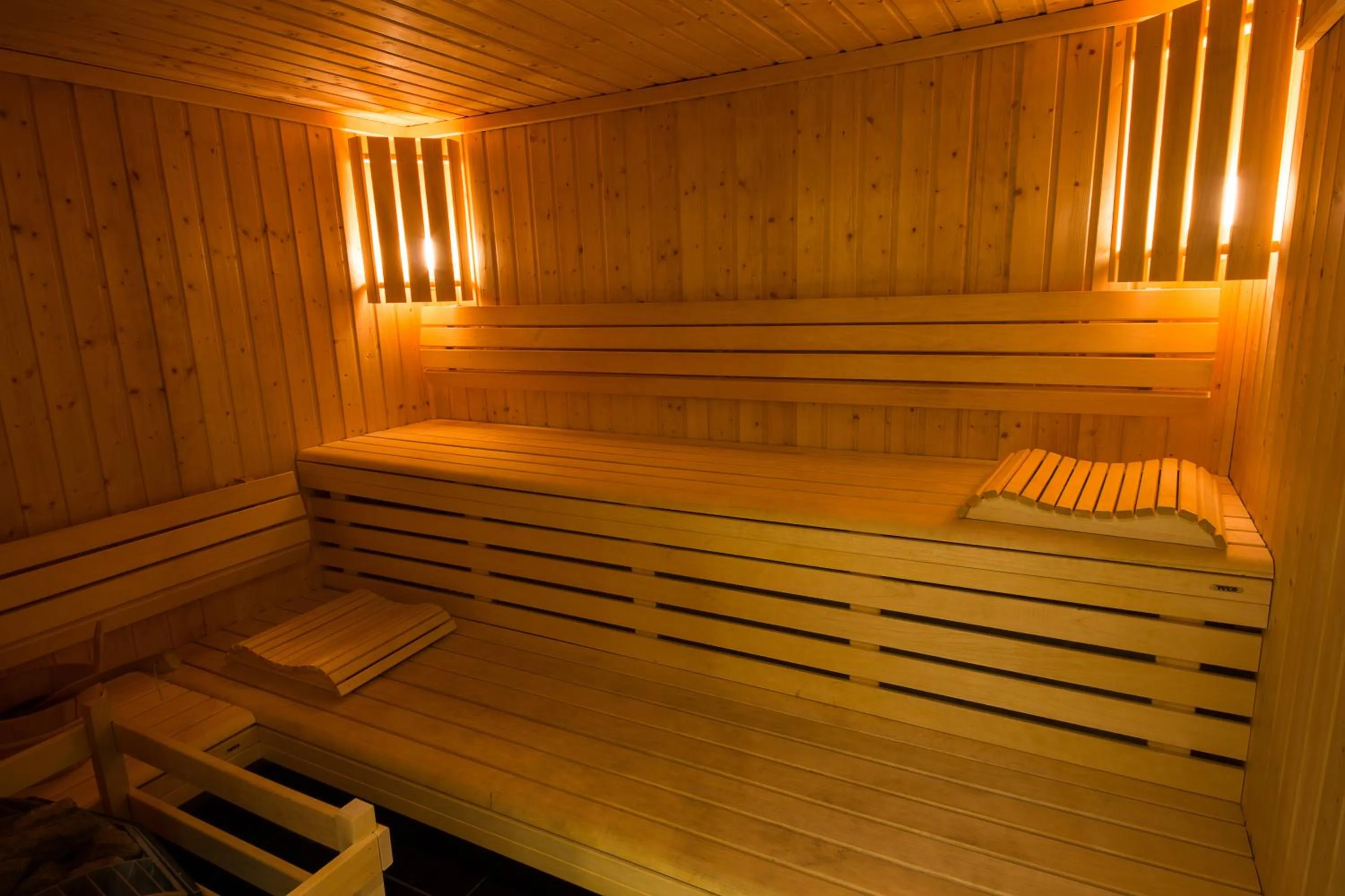 Spa and wellness centre/facilities in Mercure Lille Roubaix Grand Hôtel