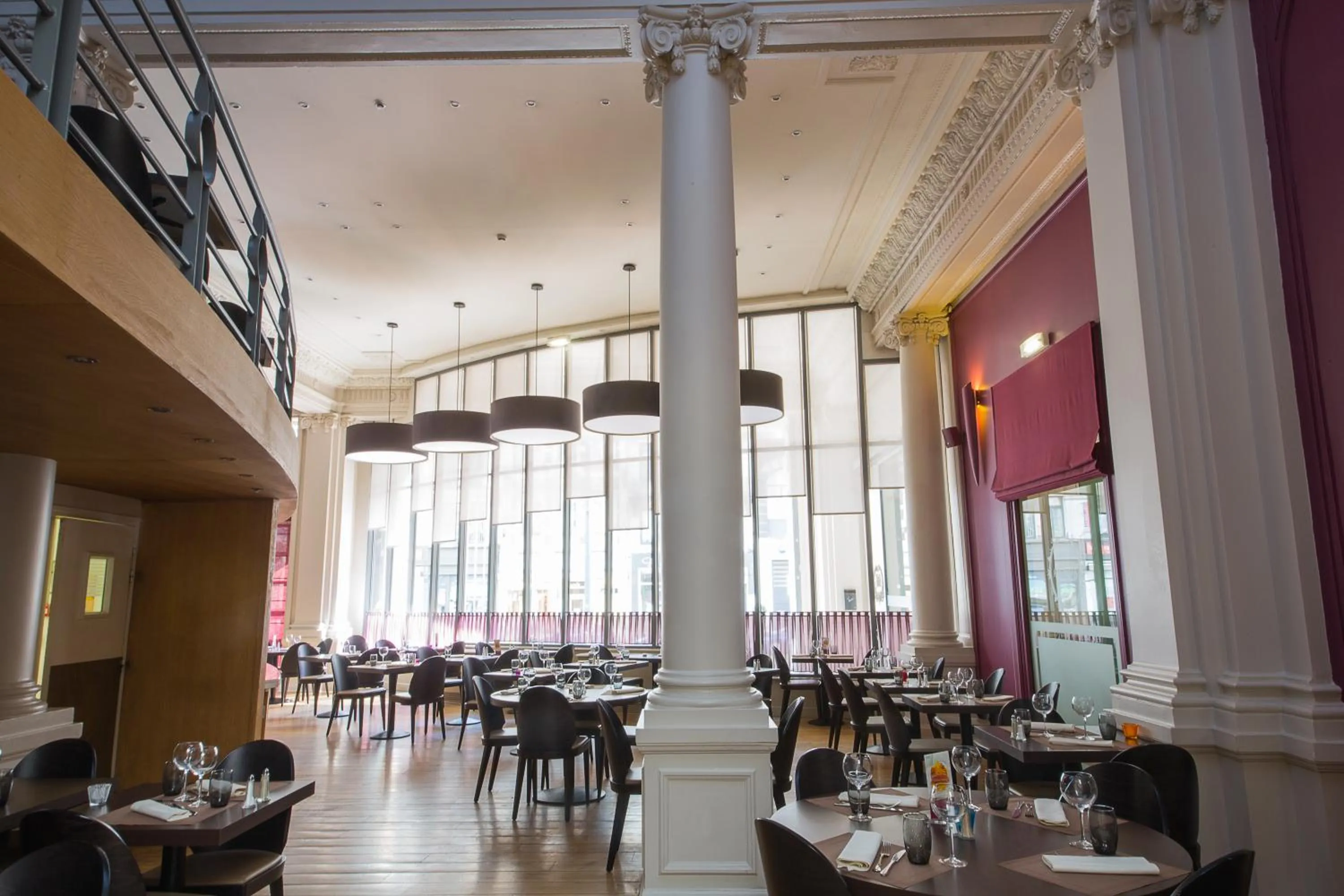Restaurant/places to eat in Mercure Lille Roubaix Grand Hôtel