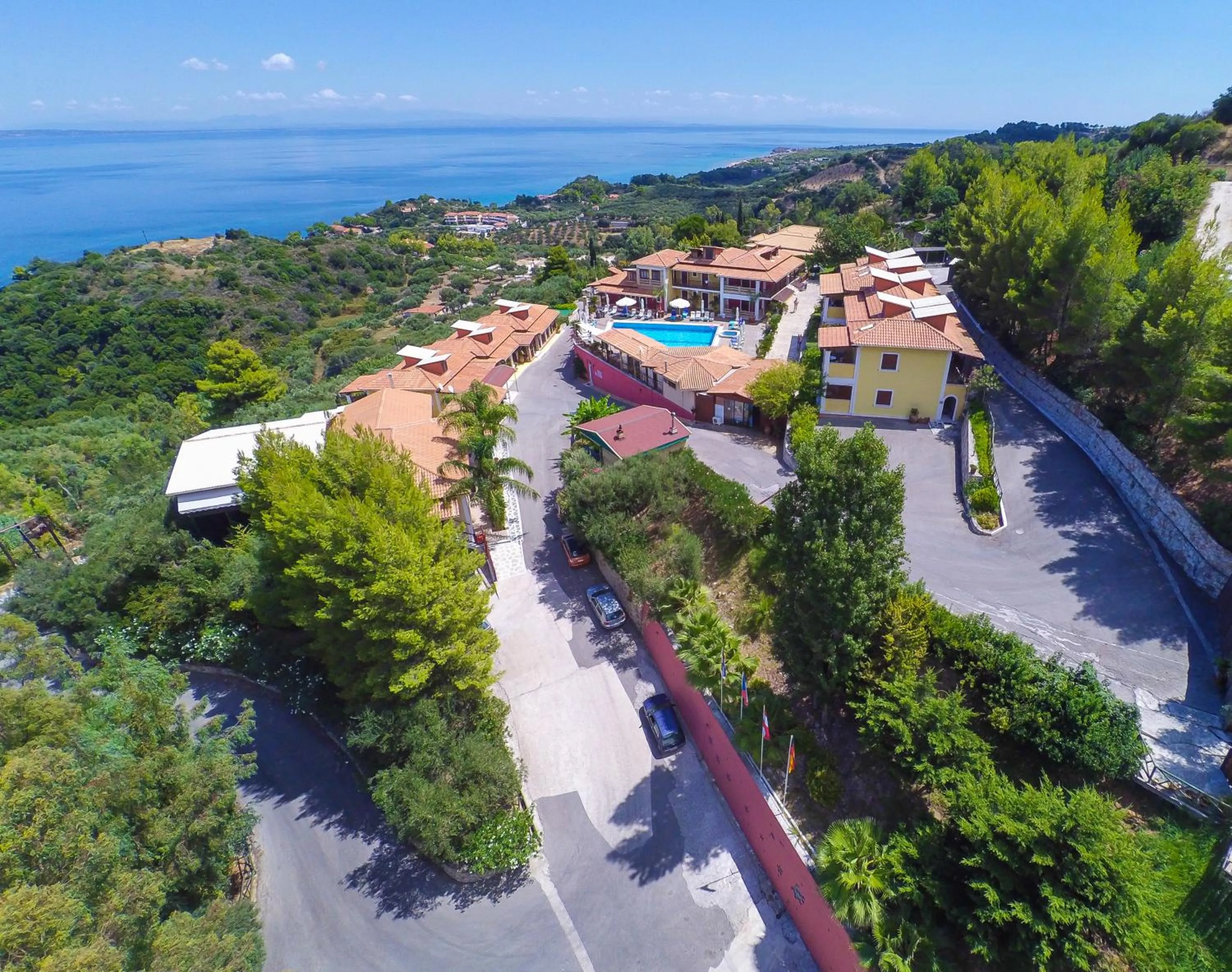 Restaurant/places to eat in Sea View Village