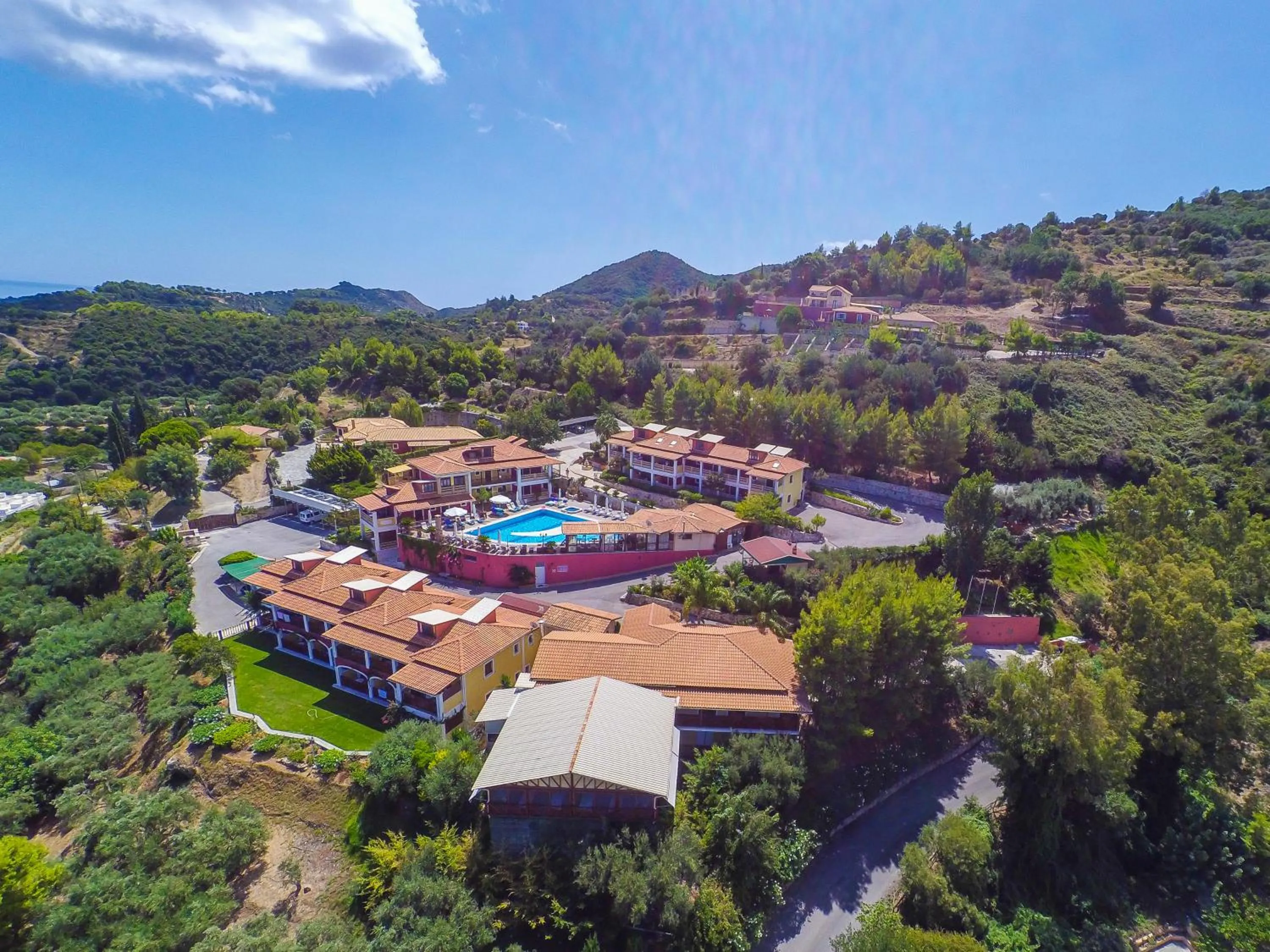 Restaurant/places to eat in Sea View Village