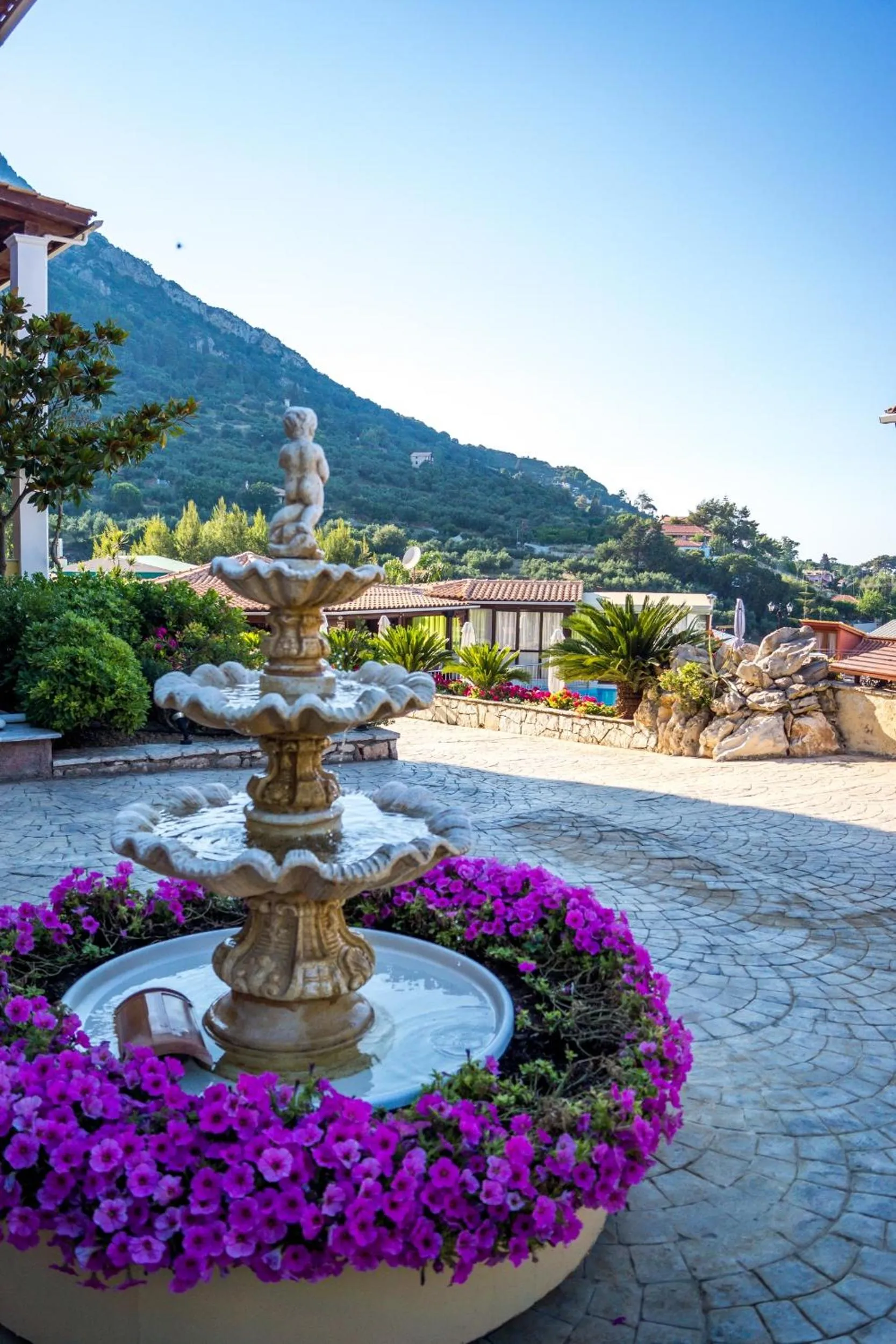 Day in Sea View Village