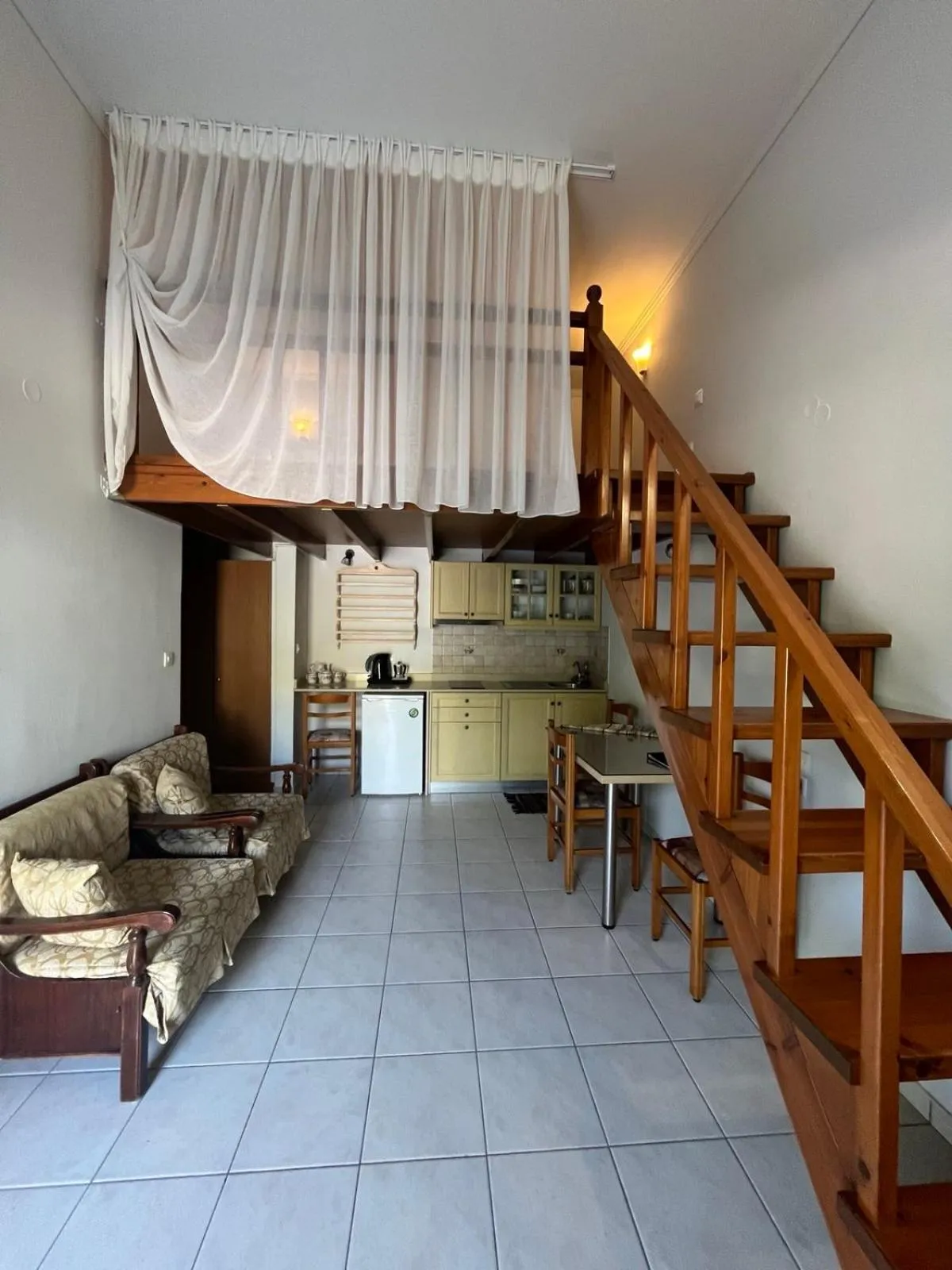 Vlycha Beach Apartments