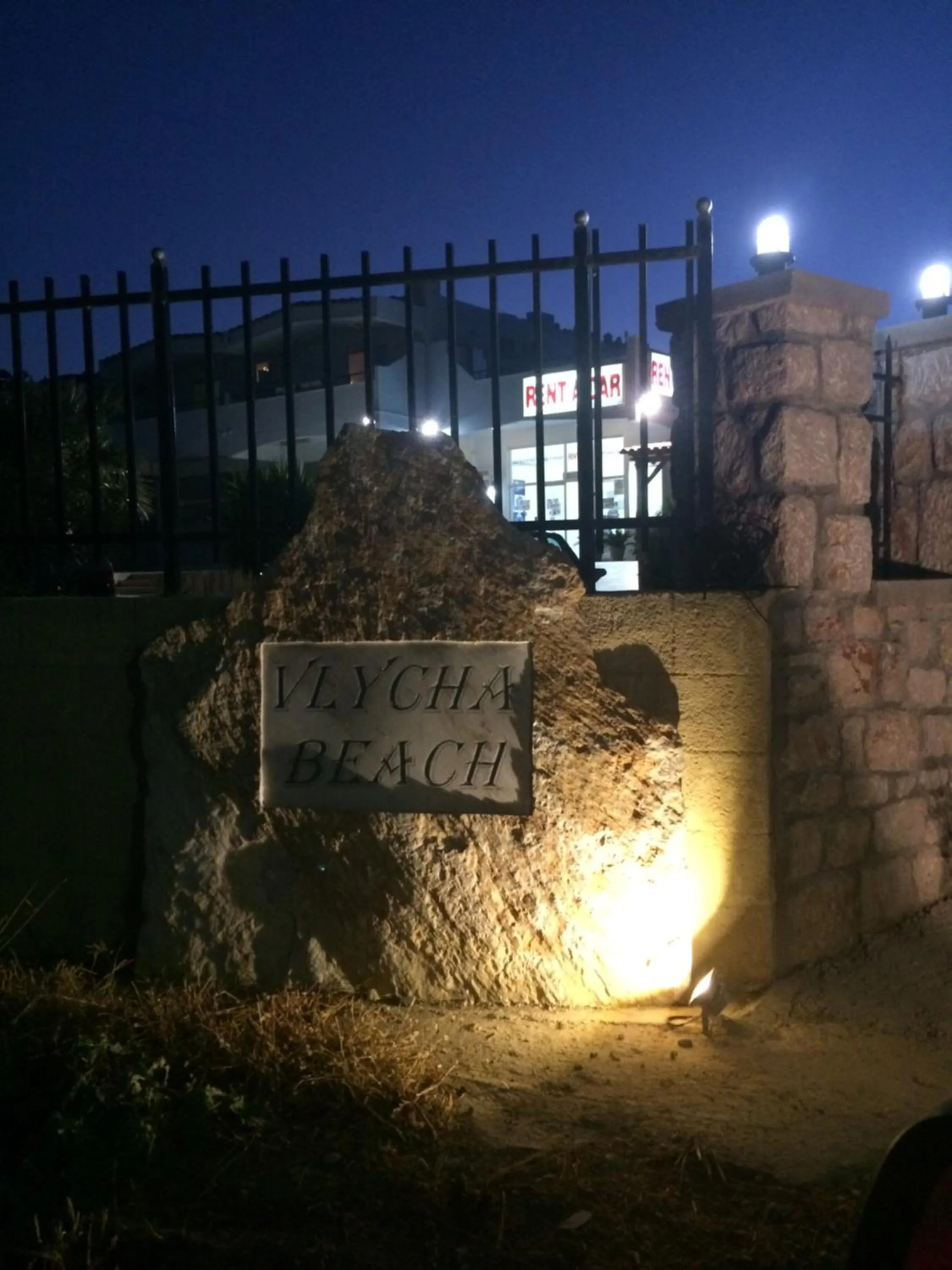 Night in Vlycha Beach Apartments