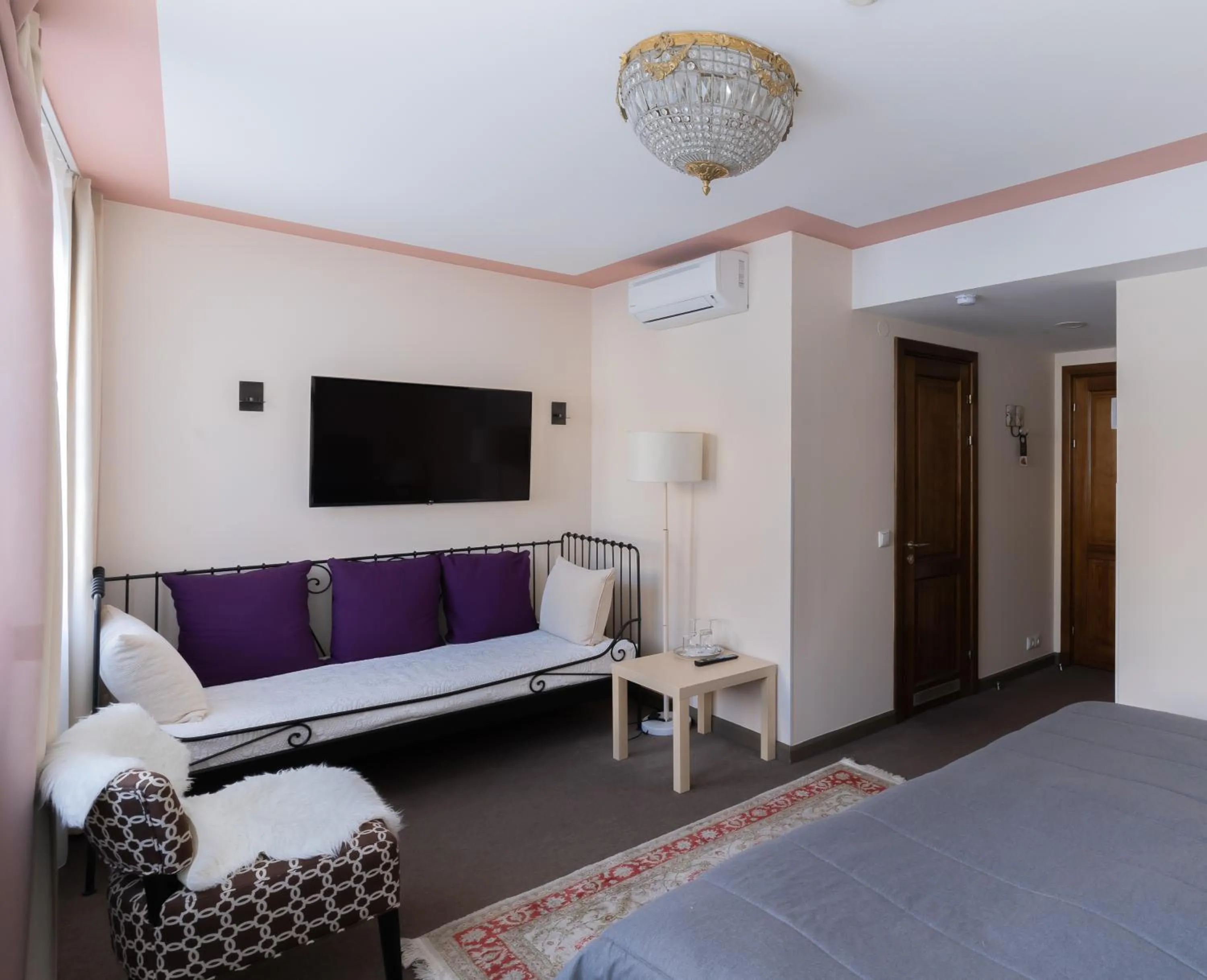 Bed in St. Peter's Boutique Hotel